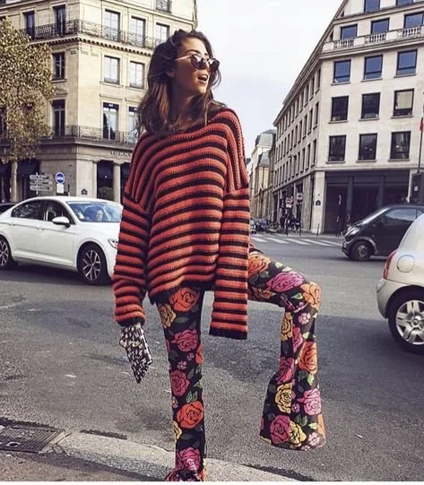 look-outono-calcas-flores-toque-feminino-romantico-03.jpg