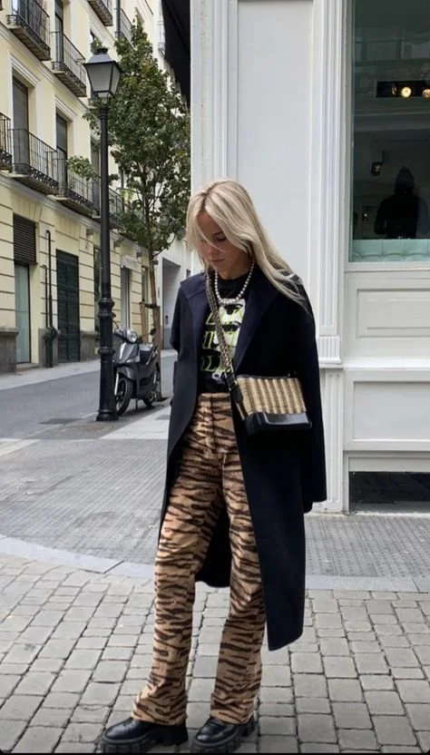 look-outono-calcas-zebra-estilo-arrojado-moderno-01.jpg