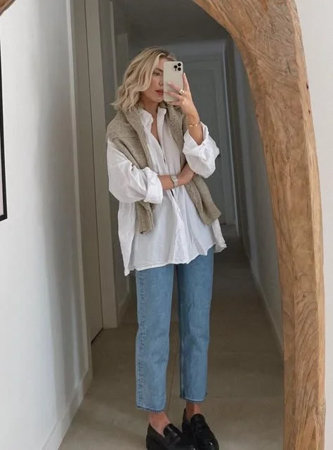 look-jeans-camisa-branca-feminina-classico-elegante-09.jpg