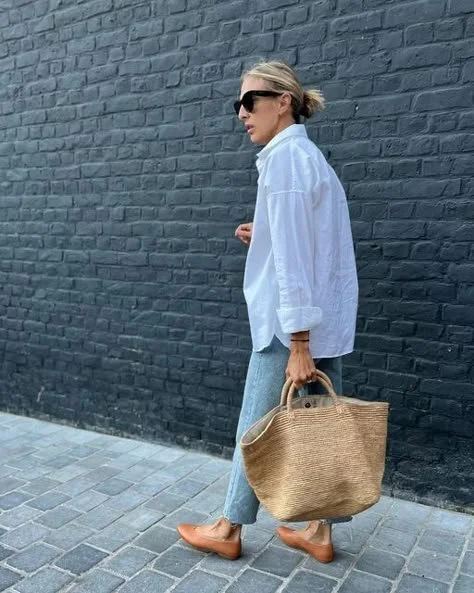 look-jeans-camisa-branca-feminina-casual-descontraido-06.jpg