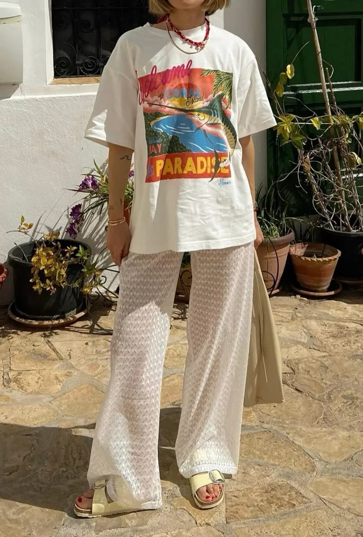 3-formulas-outfit-look-calcas-fluidas-t-shirt-oversized-sandalias-03.jpeg