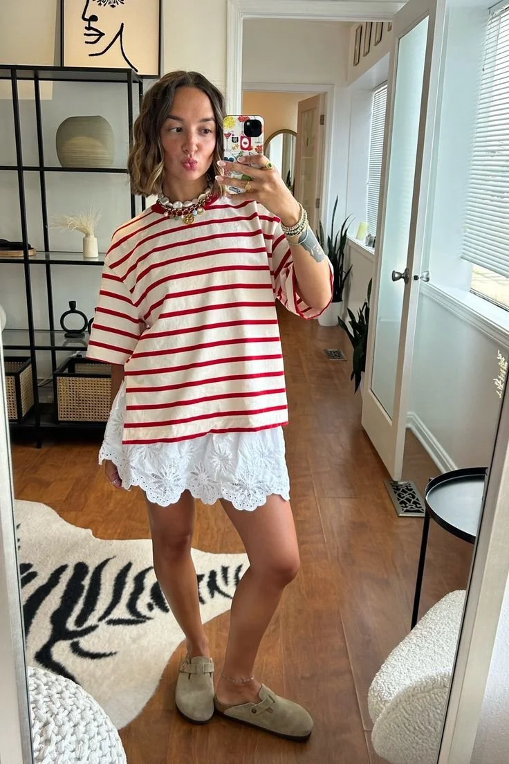 7-inspiracoes-looks-mini-fun-saia-mini-t-shirt-descontraida-08.jpeg