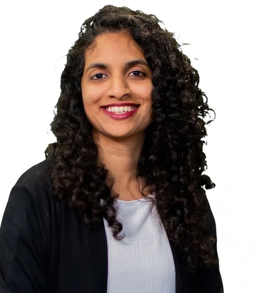 Linkedin Pic_Higher Resolution.jpg