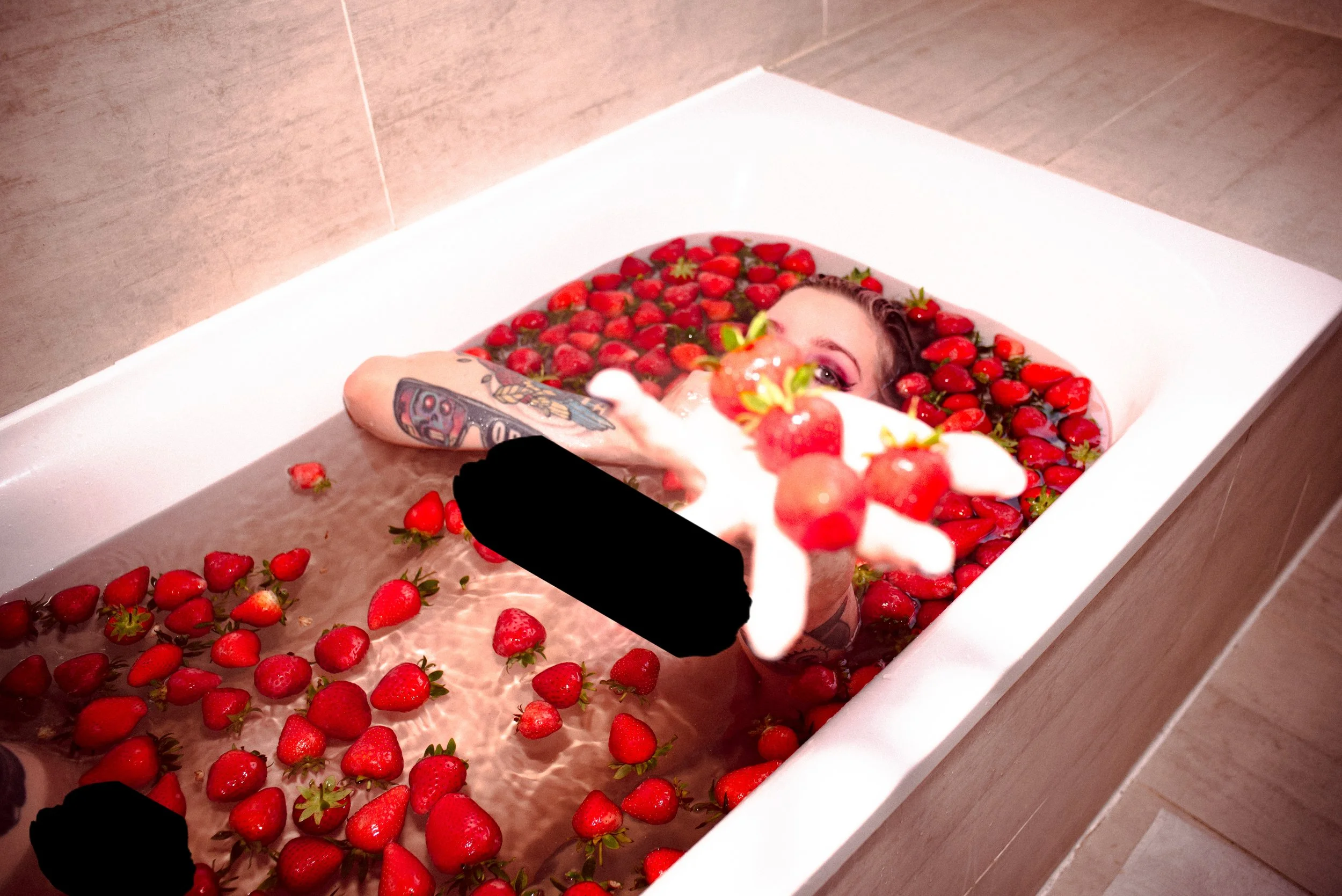 Strawberry Fields Forever | Baignade Interdite Limited Edition Print