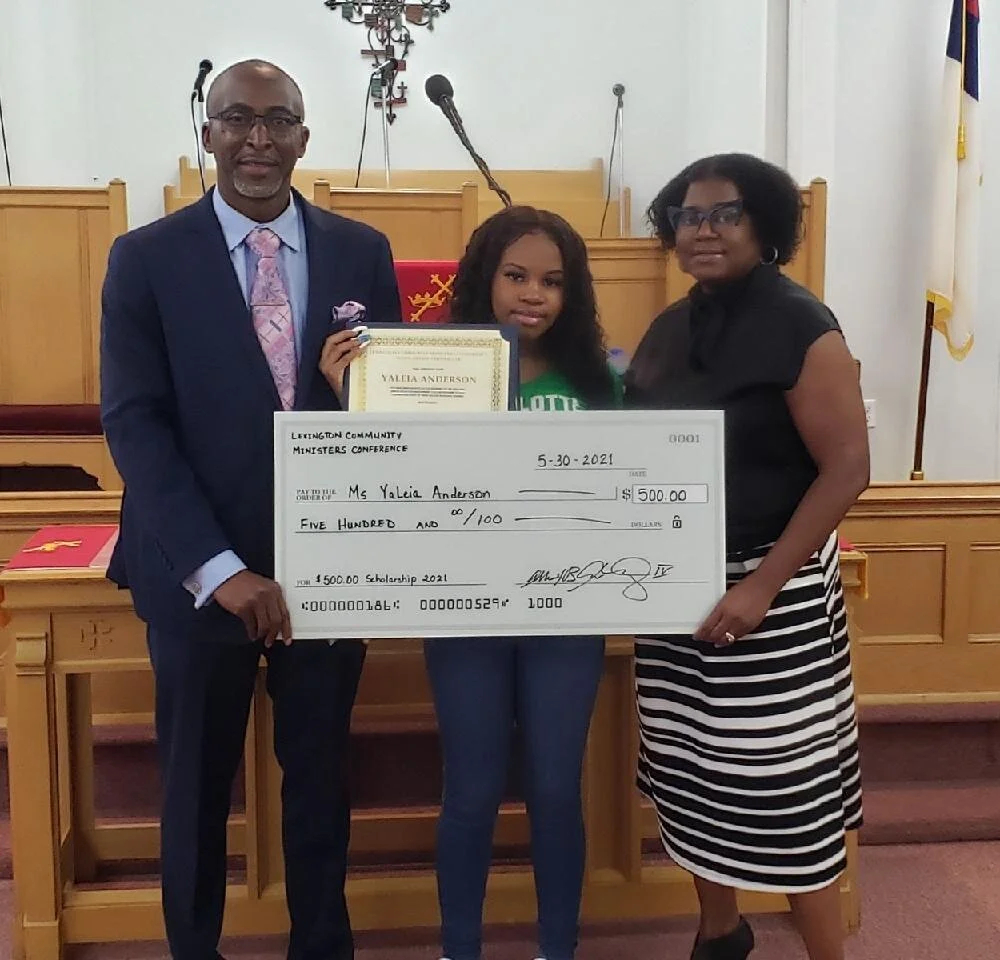 Early college graduate awarded scholarship