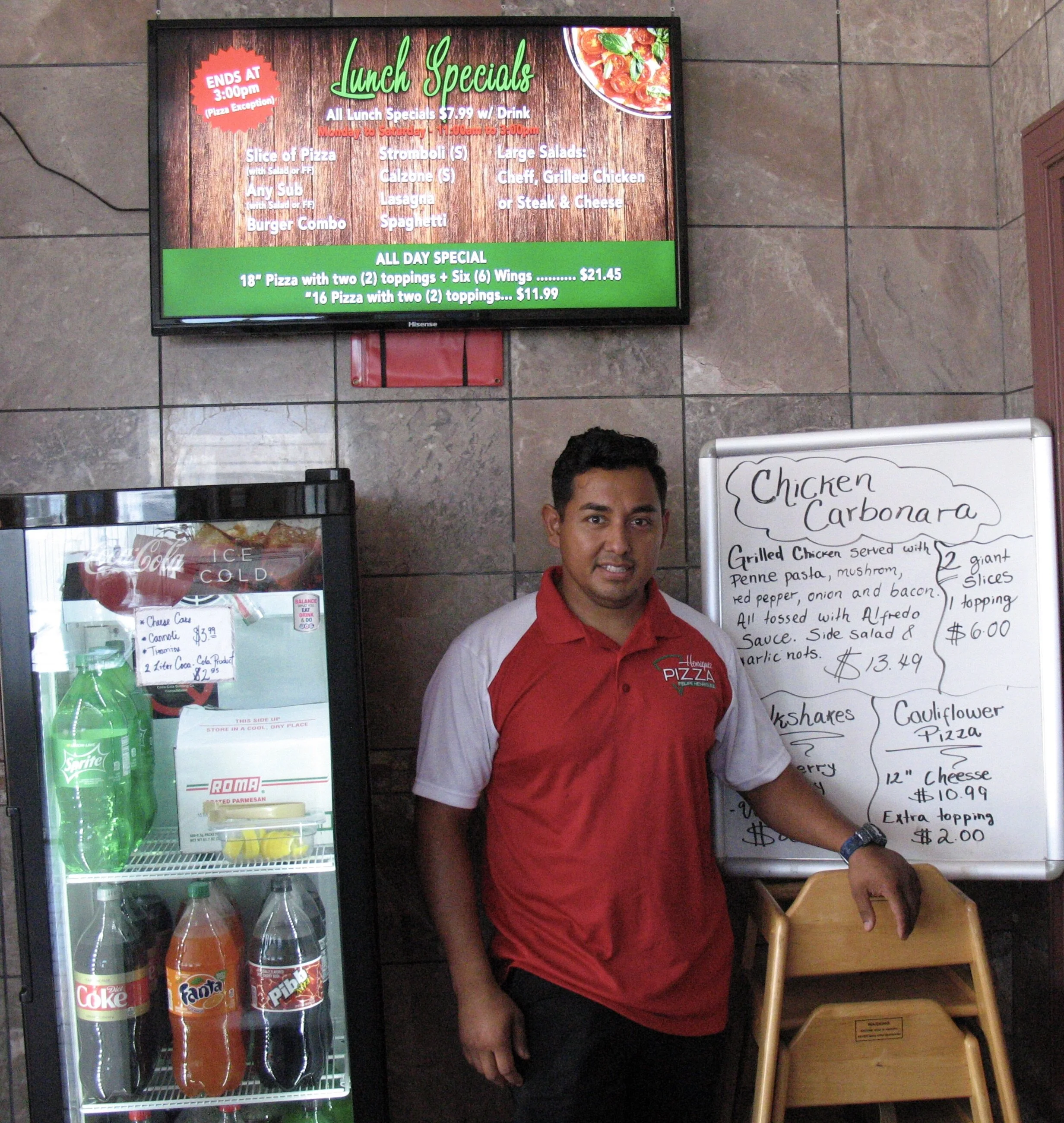 Henriquez Pizza opens new Denton location