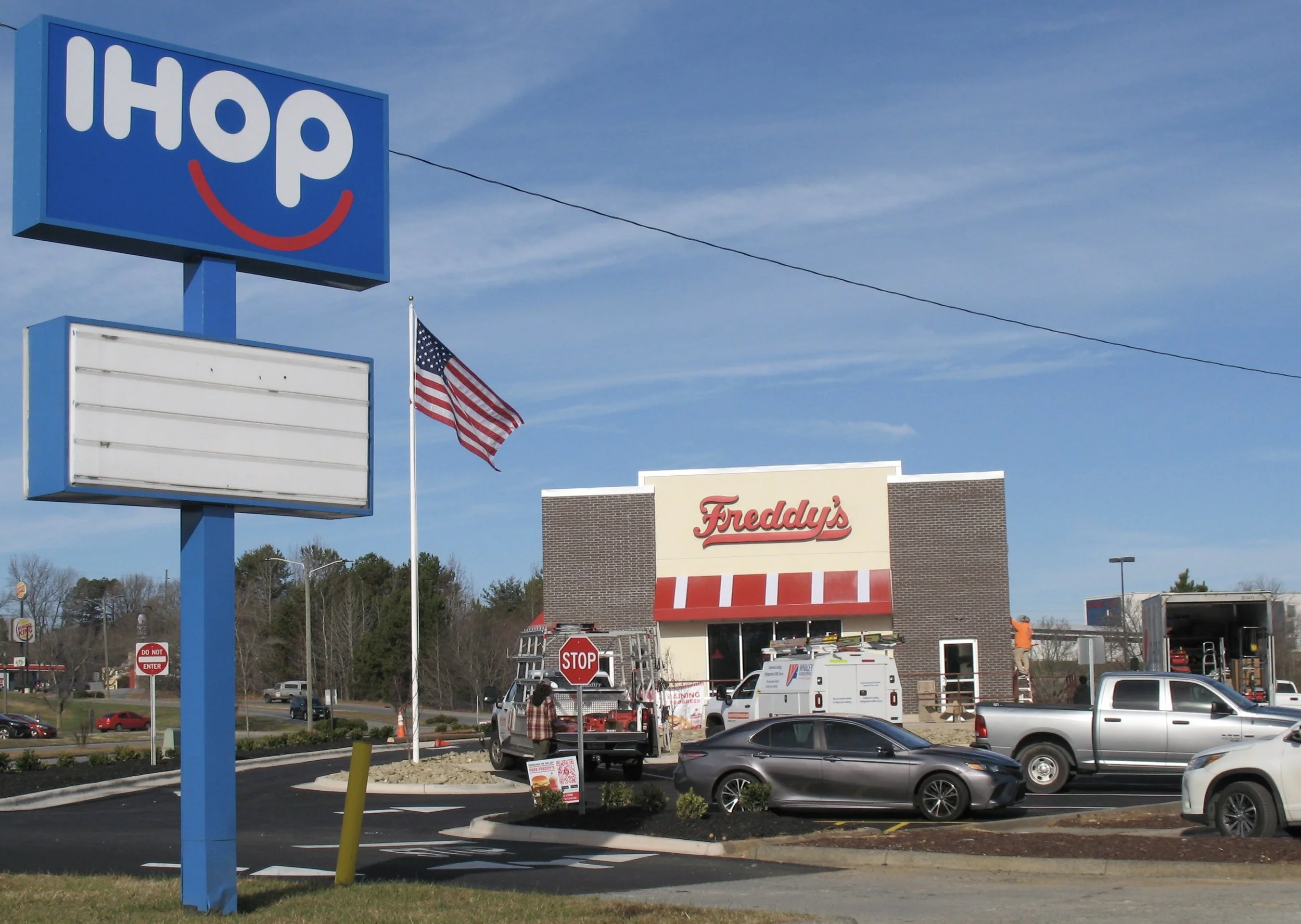 Freddy’s Frozen Custard and Steakburgers to open Tuesday
