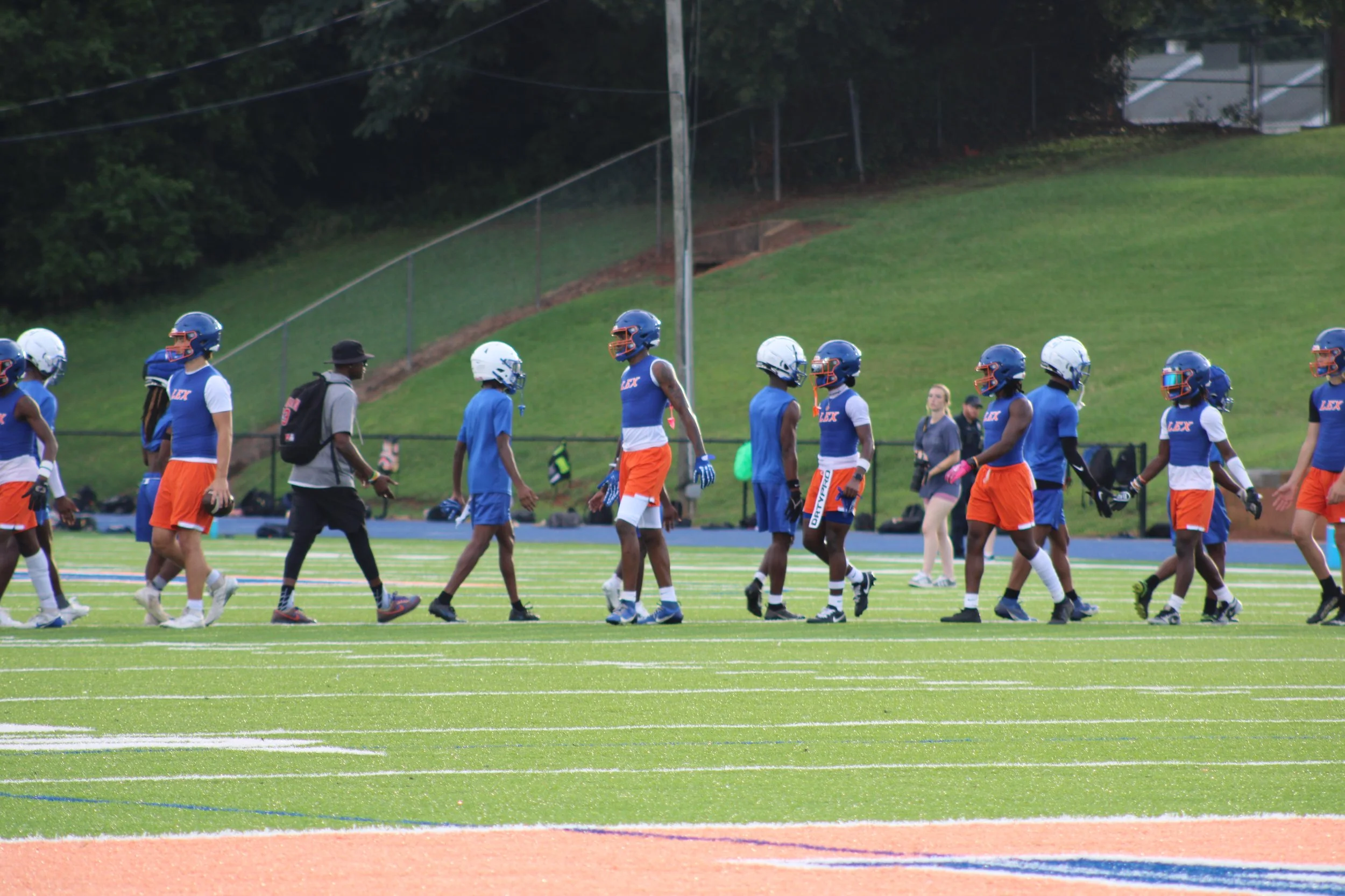 Yellow Jackets Scrimmage Strong, Assistant Coach Clodfelter Preaches Preparation