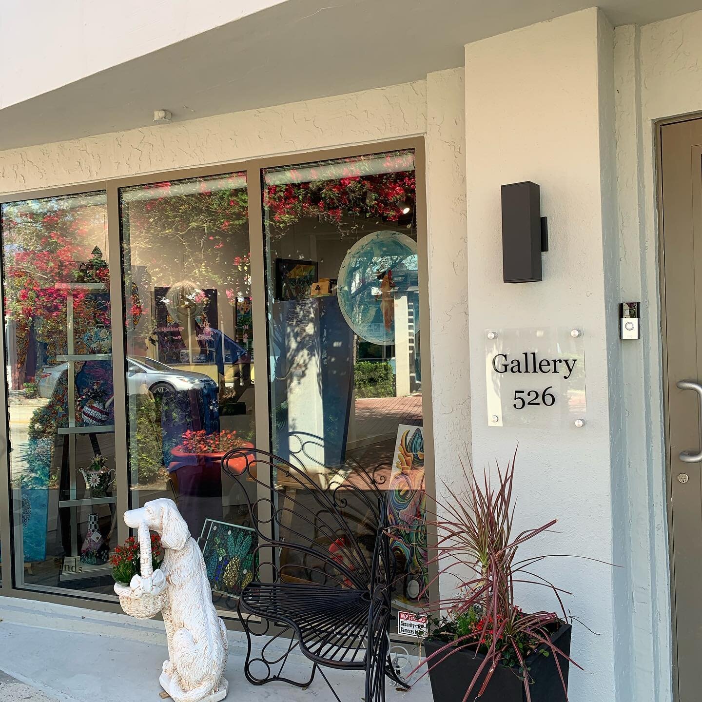 @Gallery 526, West Palm Beach...a new gallery my work is in...yay!#gallery #abstractartist #florida #designinspiration #northwood