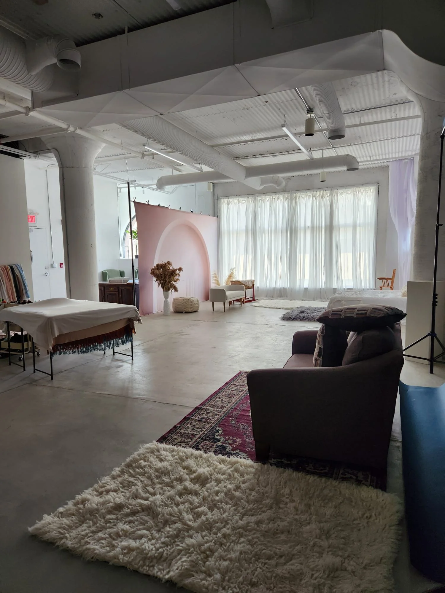 Winnipeg-photography-studio-1.jpeg