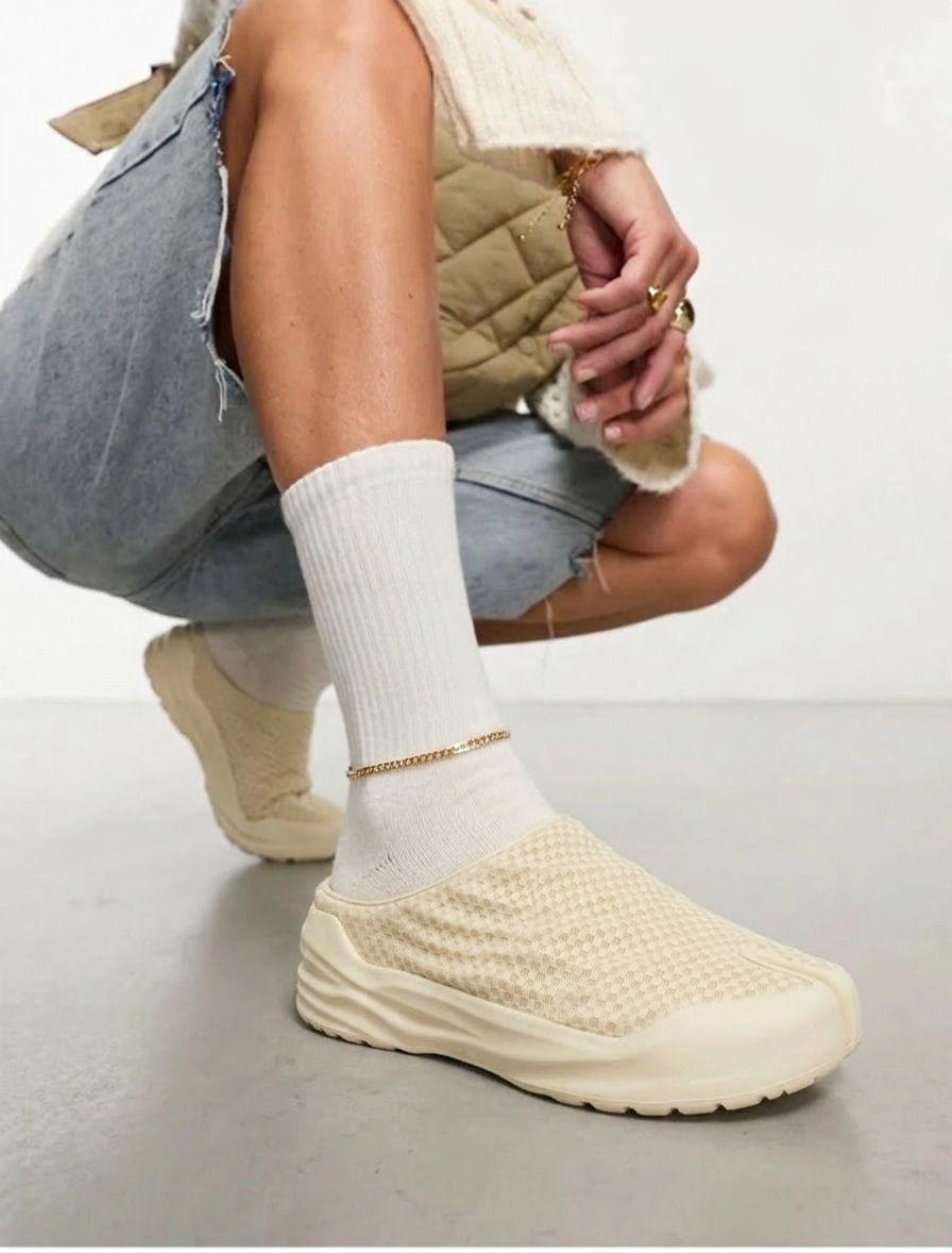 Replace the shoes in @1 with @2 (5).png