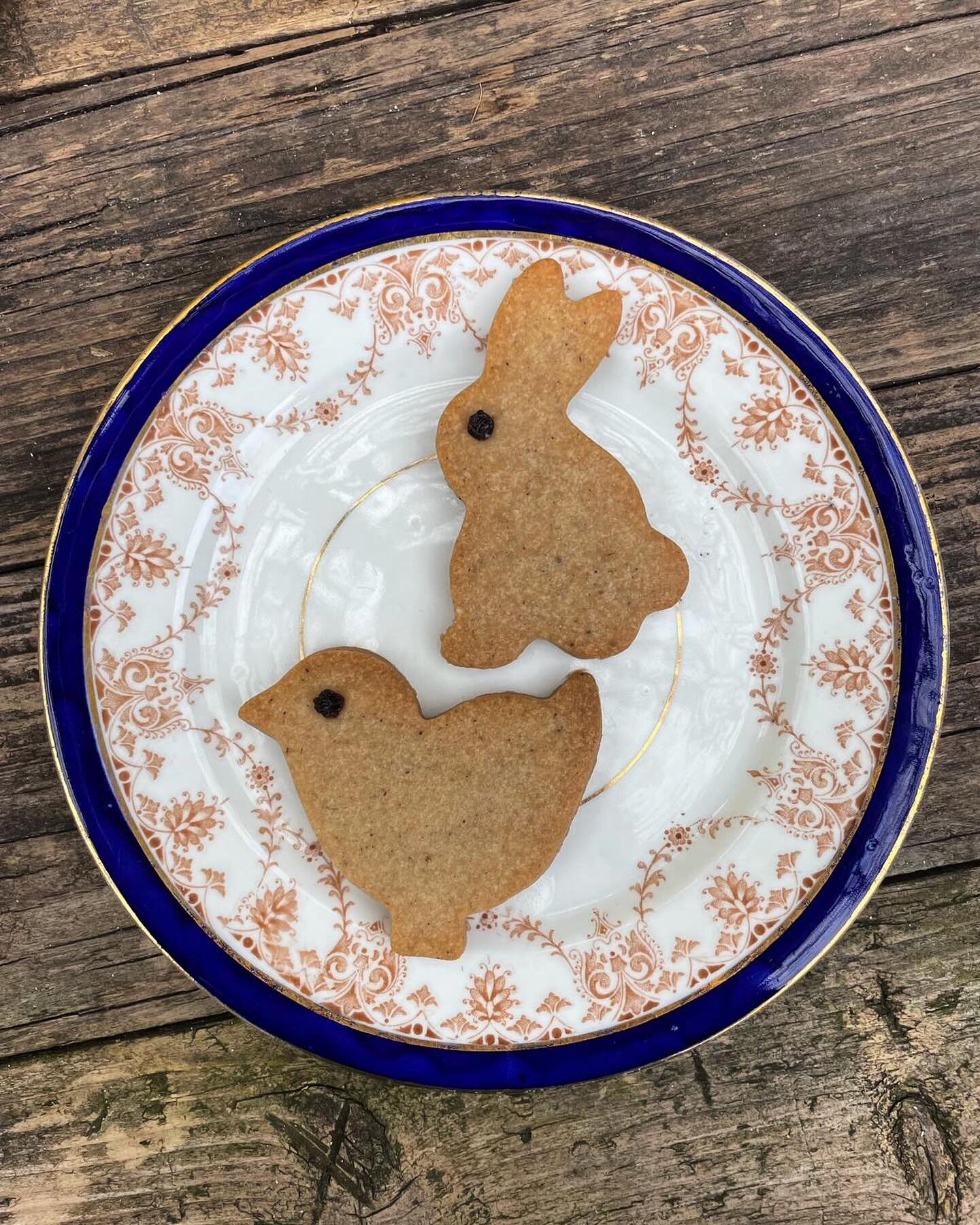 These cuties!

Spiced Easter biscuits 

#platformcafe #cakes #biscuits #coffee #easter24 #celebration #millyscakesandbuns

so