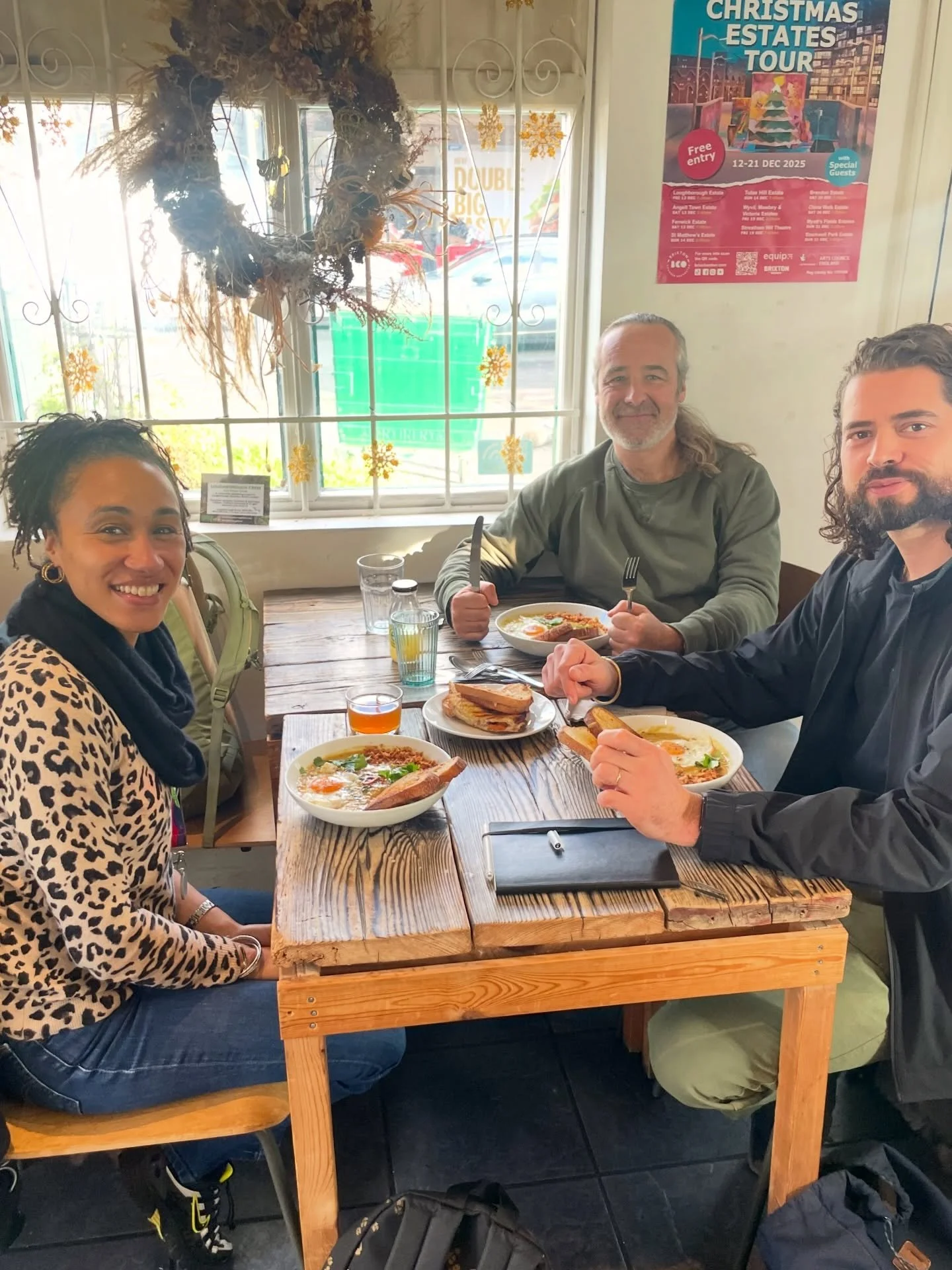 Great to see @farmurban.co.uk &amp; @woodwater_org in the cafe last week, enjoying our daal.

These are two organisations whose missions are very close to our hearts:

⭐ Farm Urban are on a mission to transform our cities into greener, healthier and 