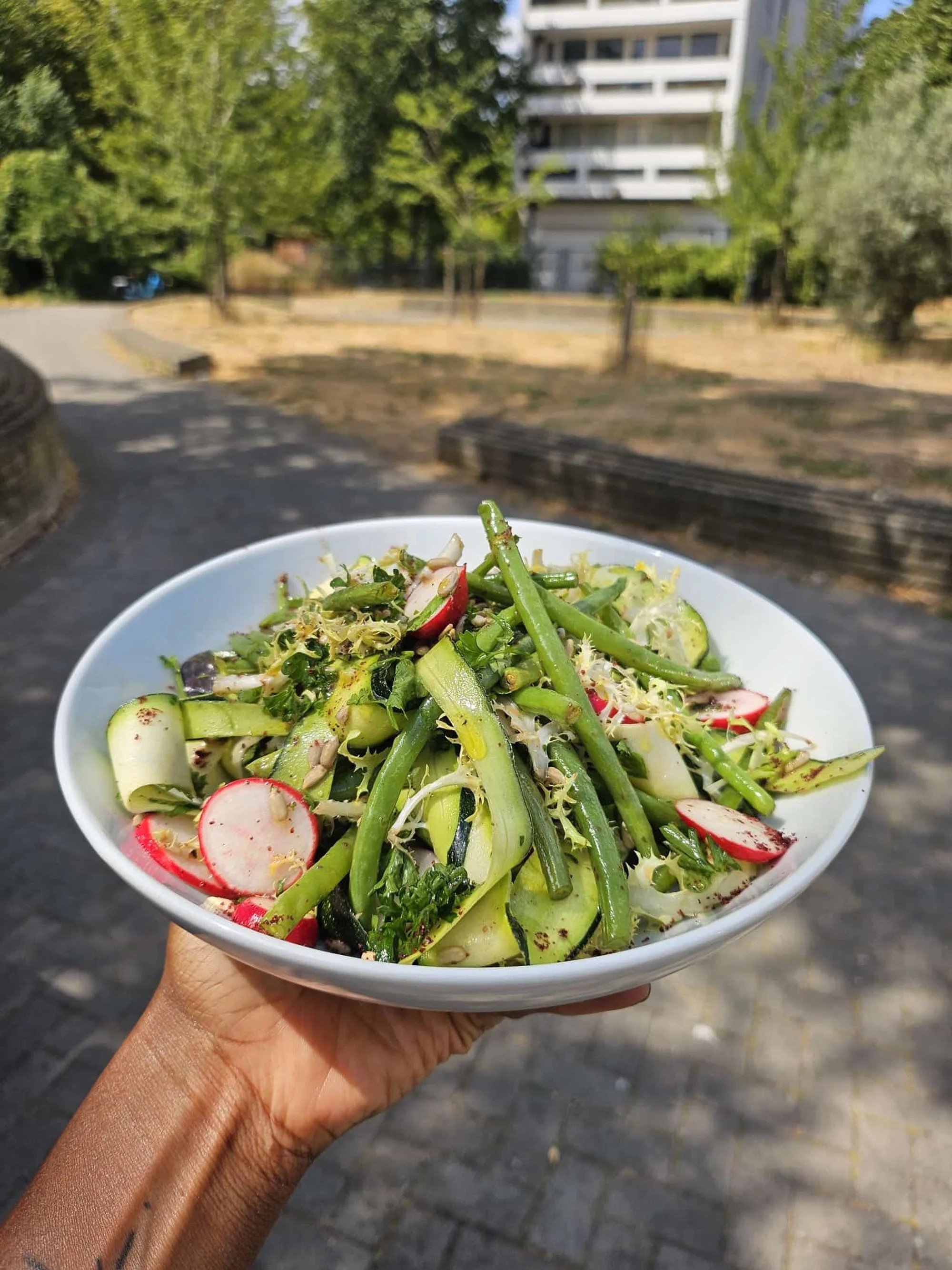Green bean and radish salad on the lunch menu 🥗 

Plus frittata, sandwiches, toasties, eggs on toast, and caramelised onions on lentil mash with giant cous cous salad.

#salad #summerfood #lunch #cafe #SouthLondon