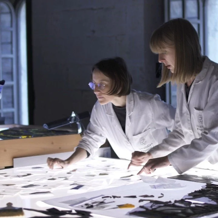 Year after year, one of the best things for me is working with this legend: the one, the only @CanPinyonaire. I wanted to share a selection of our missions together and to send a big Christmas hug xxx

#girona #gironacathedral #thehiddenwindow #stain