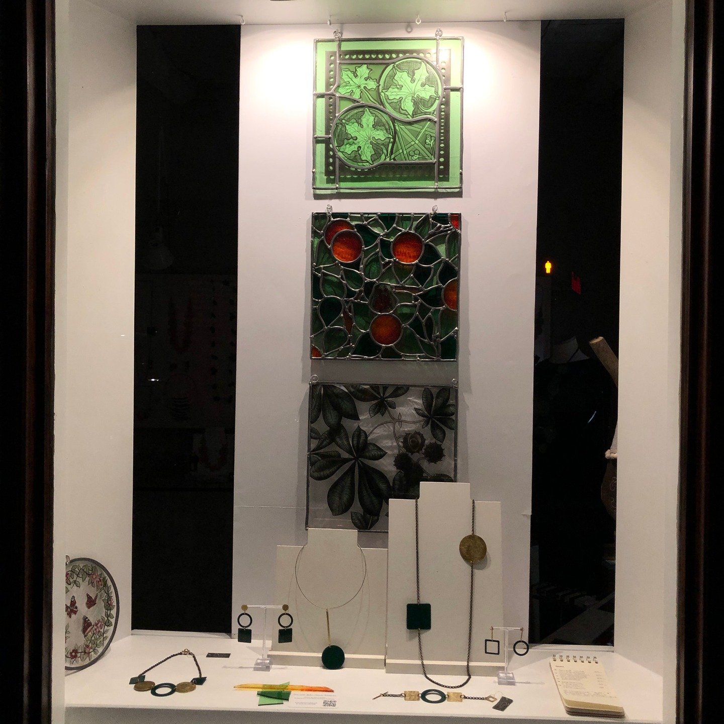 Six panels, one story. 🌿✨ Here&rsquo;s a start at looking inside the exhibition&hellip;
I made these panels with the theme of #nature/#foliage with the intent of showing how within a theme, stained glass can look so different. Taking inspiration fro