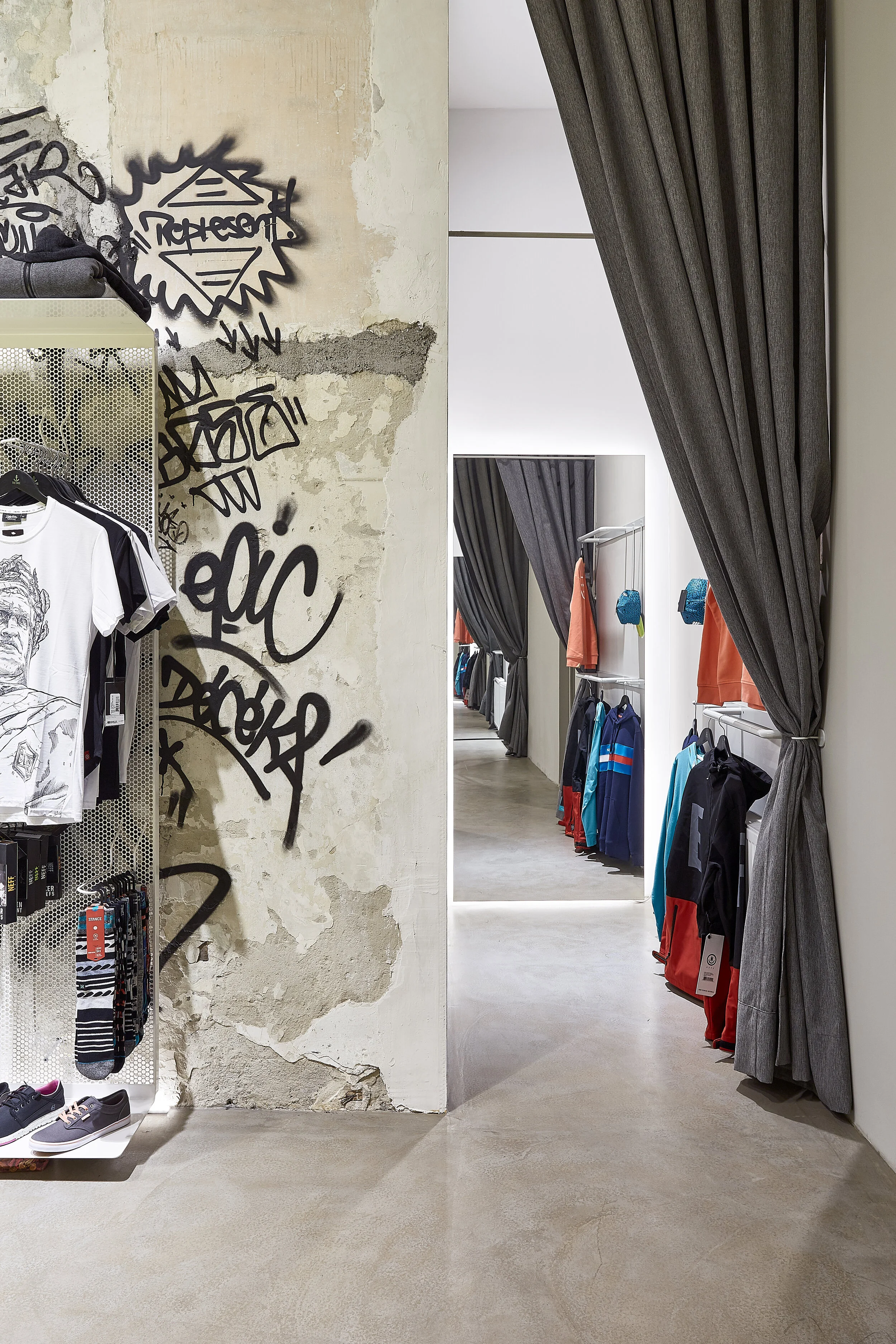 Base Streetwear Store * Retail Interior Design Project in an orthogonal ...