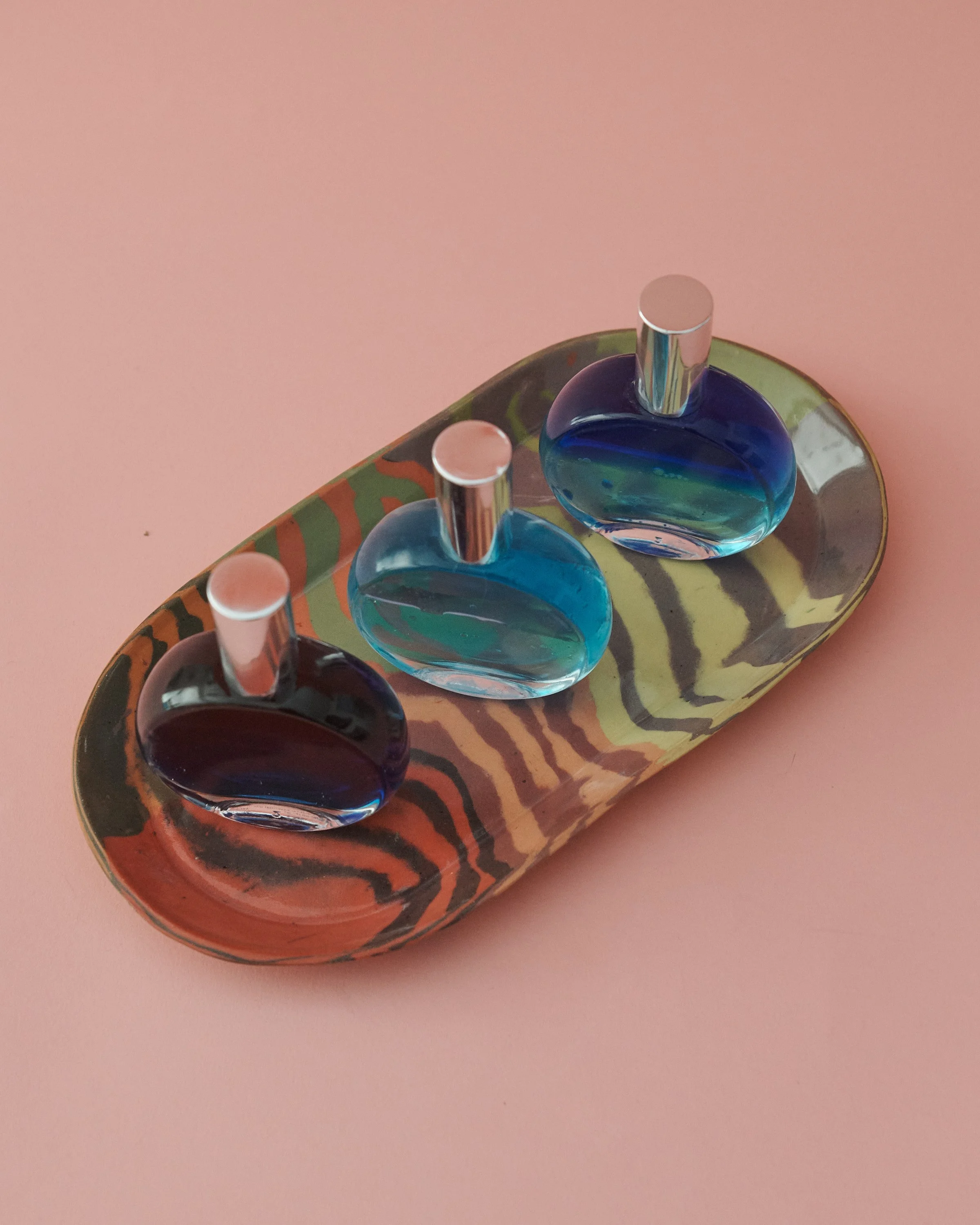 OoakTrays_MultiStripeOval__lifestyle_604.jpg