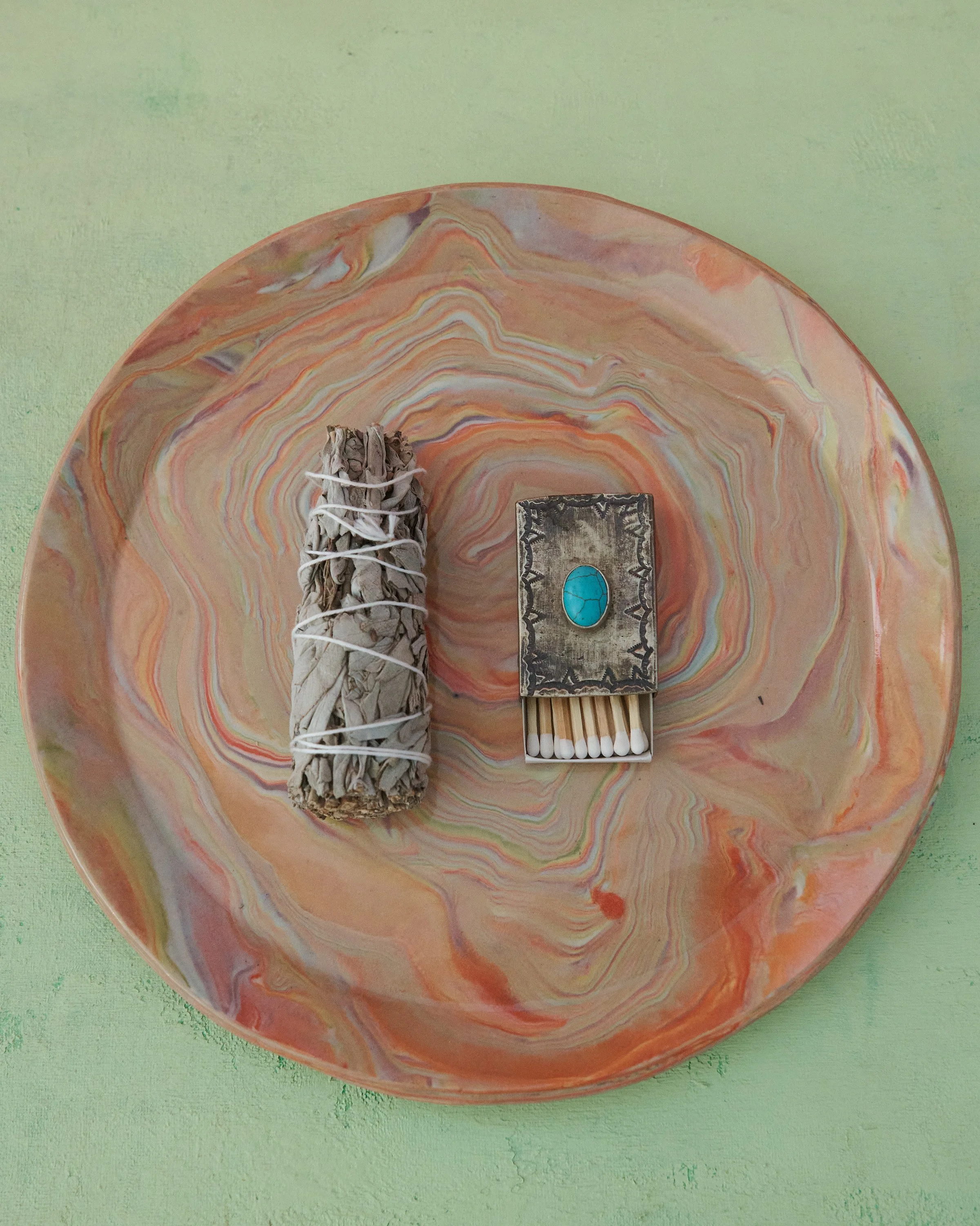 Plates_LargeRainbowSwirl_Overhead_371.jpg