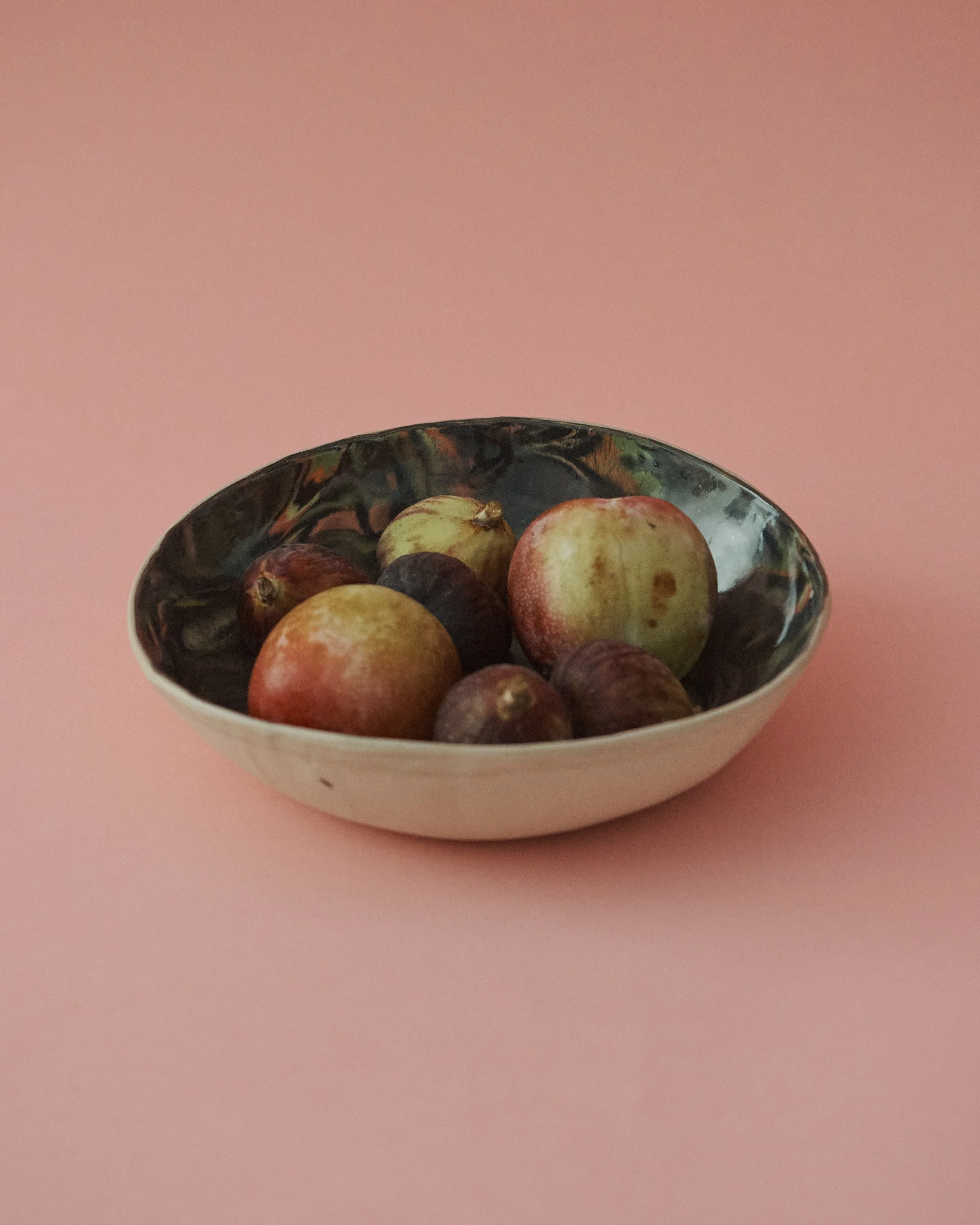 Bowls_BlackRainbowMarblePasta_Fruit_551.jpg