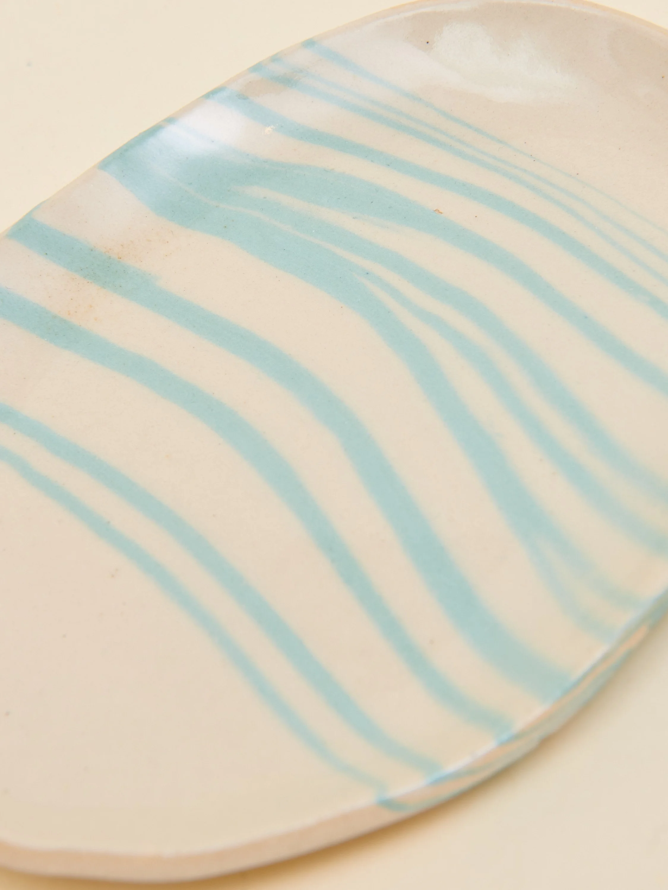260522_OOAK_Blue+WhiteLittleDish_240.jpg