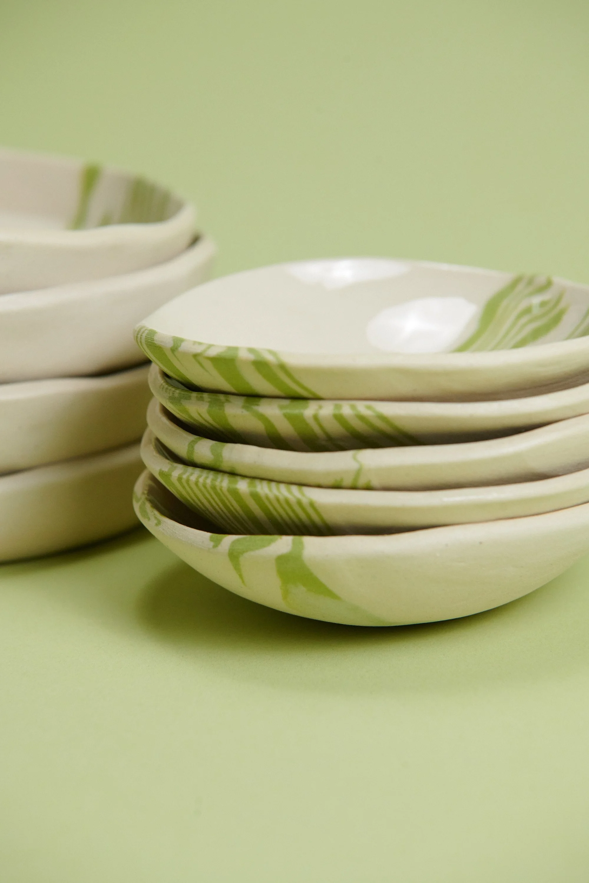 White & Green Striped shallow Nerikomi Dish