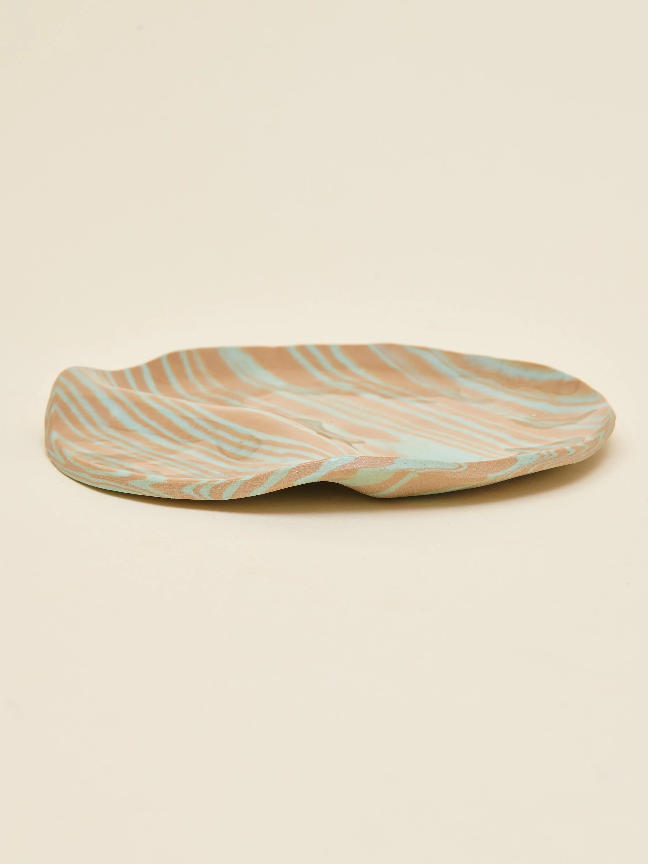 260522_OOAK_Brown+WhiteStripeMoonDish_243.jpg