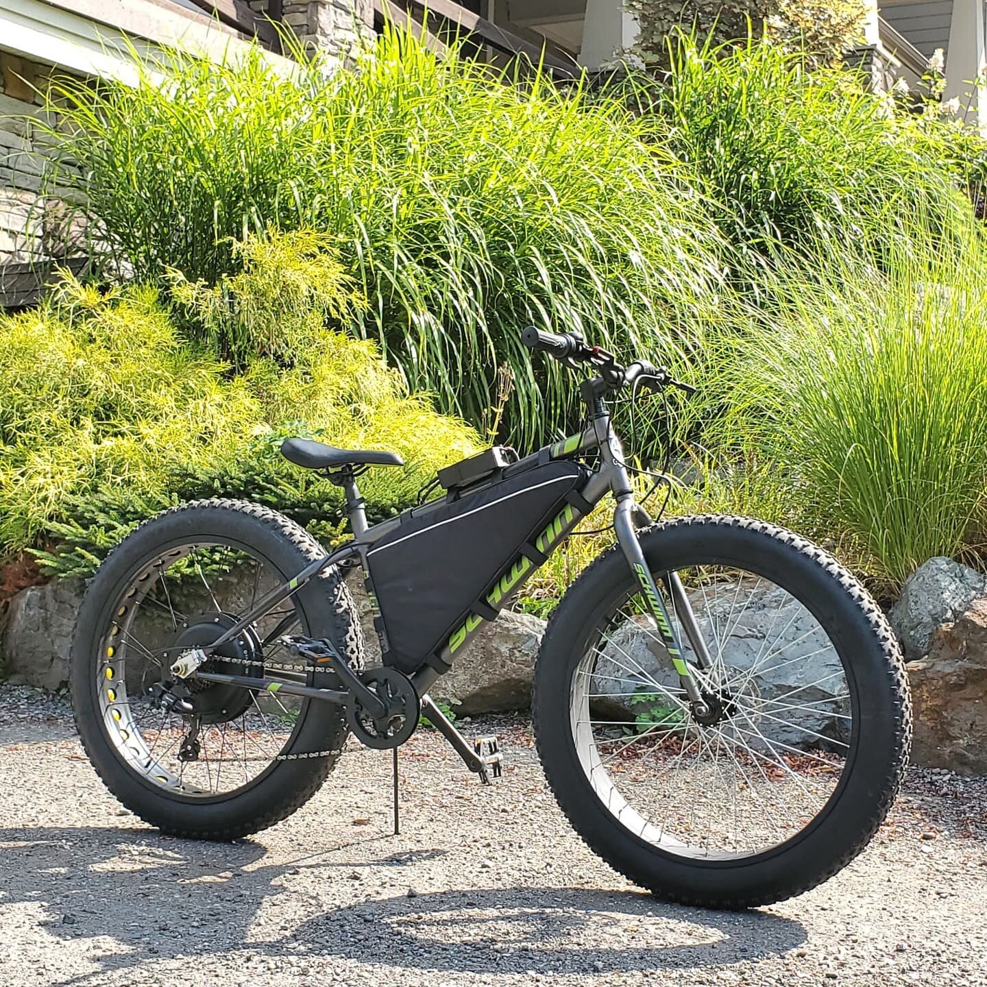 We love Flipsky VESC controllers! 
3000w fatbike powered by a @flipsky_tech  7550 for @caseymdk1 
Very unique and clean build 🔥
#flipsky
