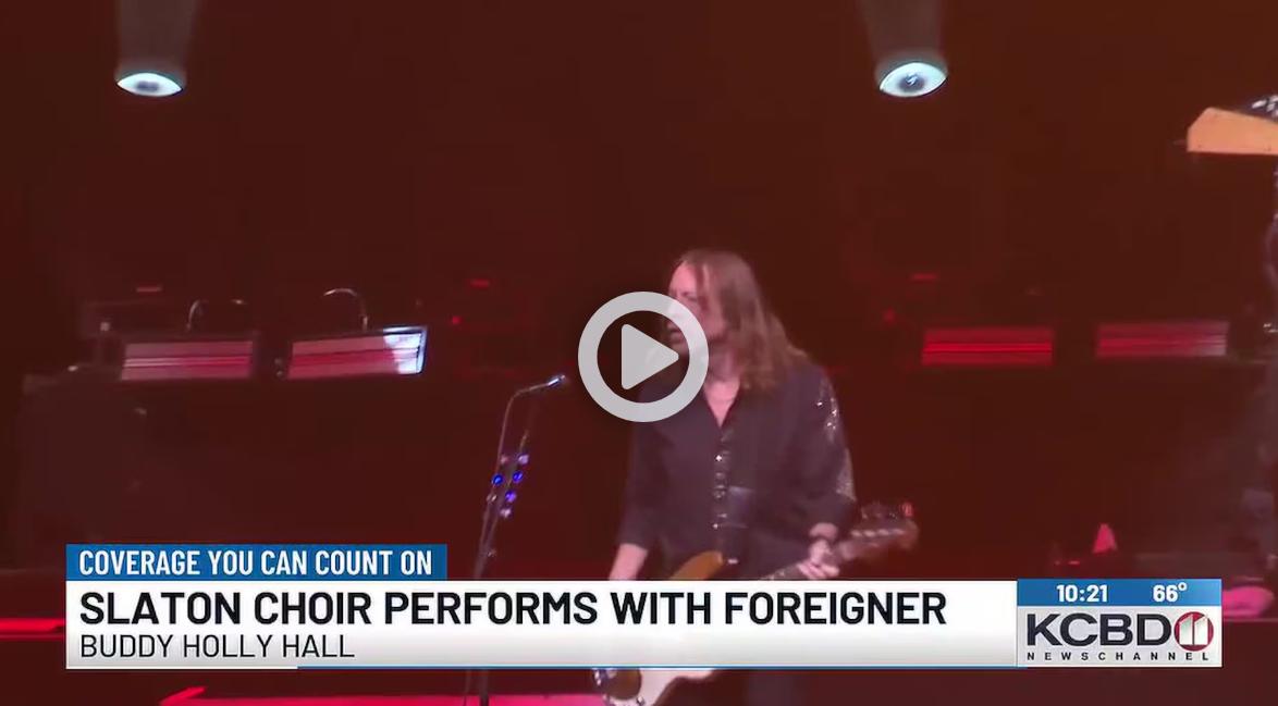 Slaton High School choir joins Foreigner onstage at Buddy Holly Hall