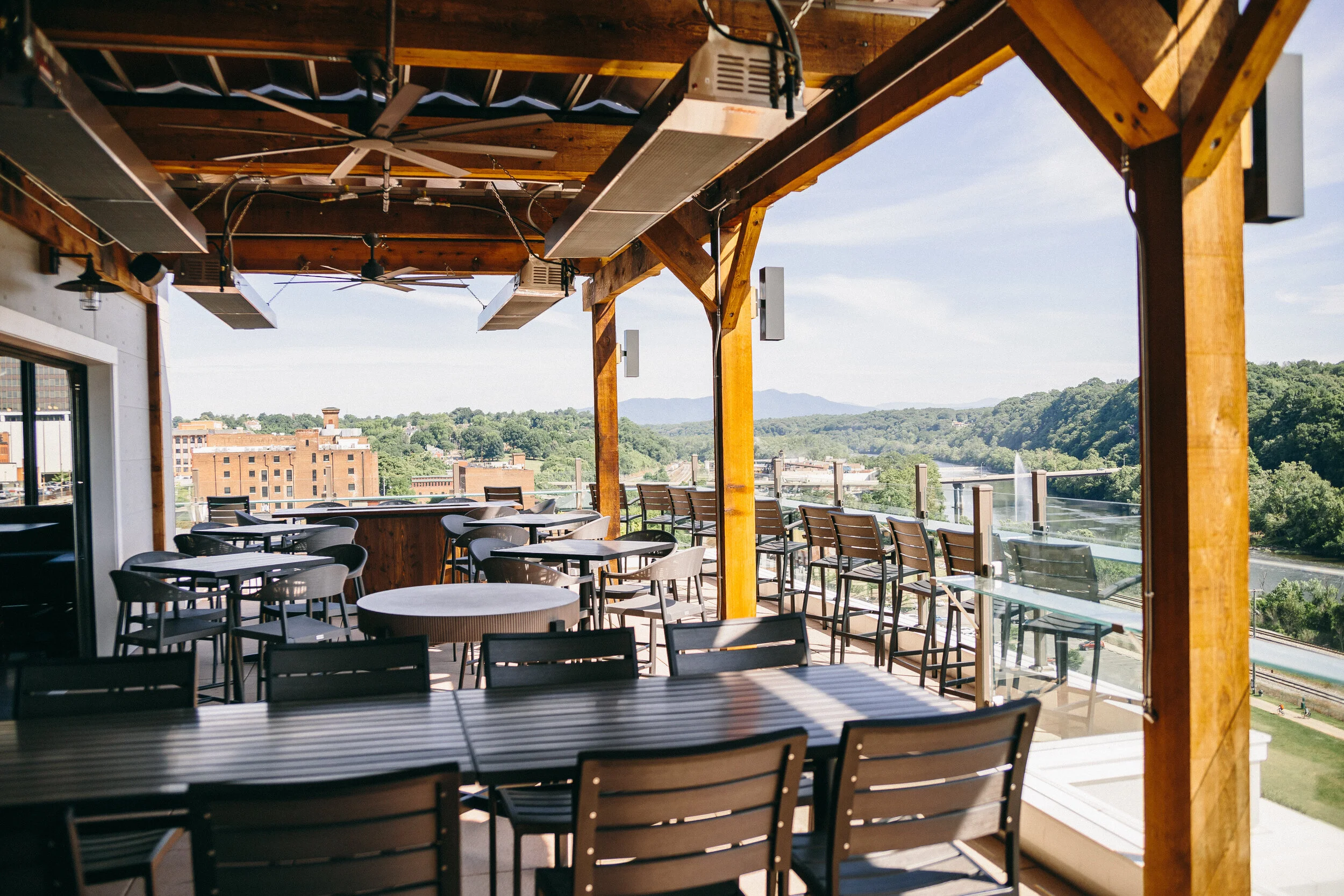 Gallery — 7 Rooftop Bar