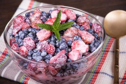 Creamy Berry Breakfast