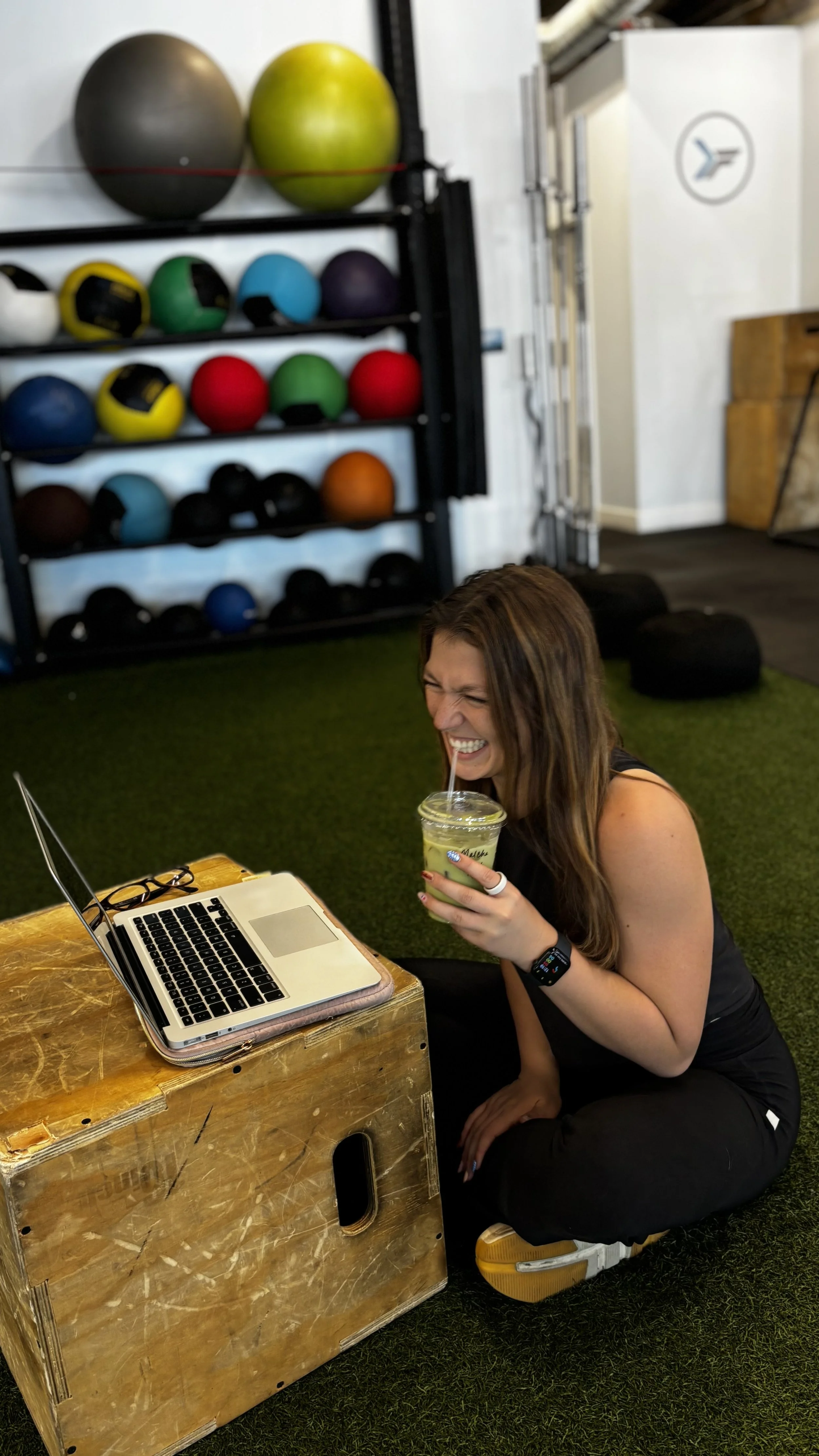 Woman having nutrition session with Project Fierce registered dietitian remote online