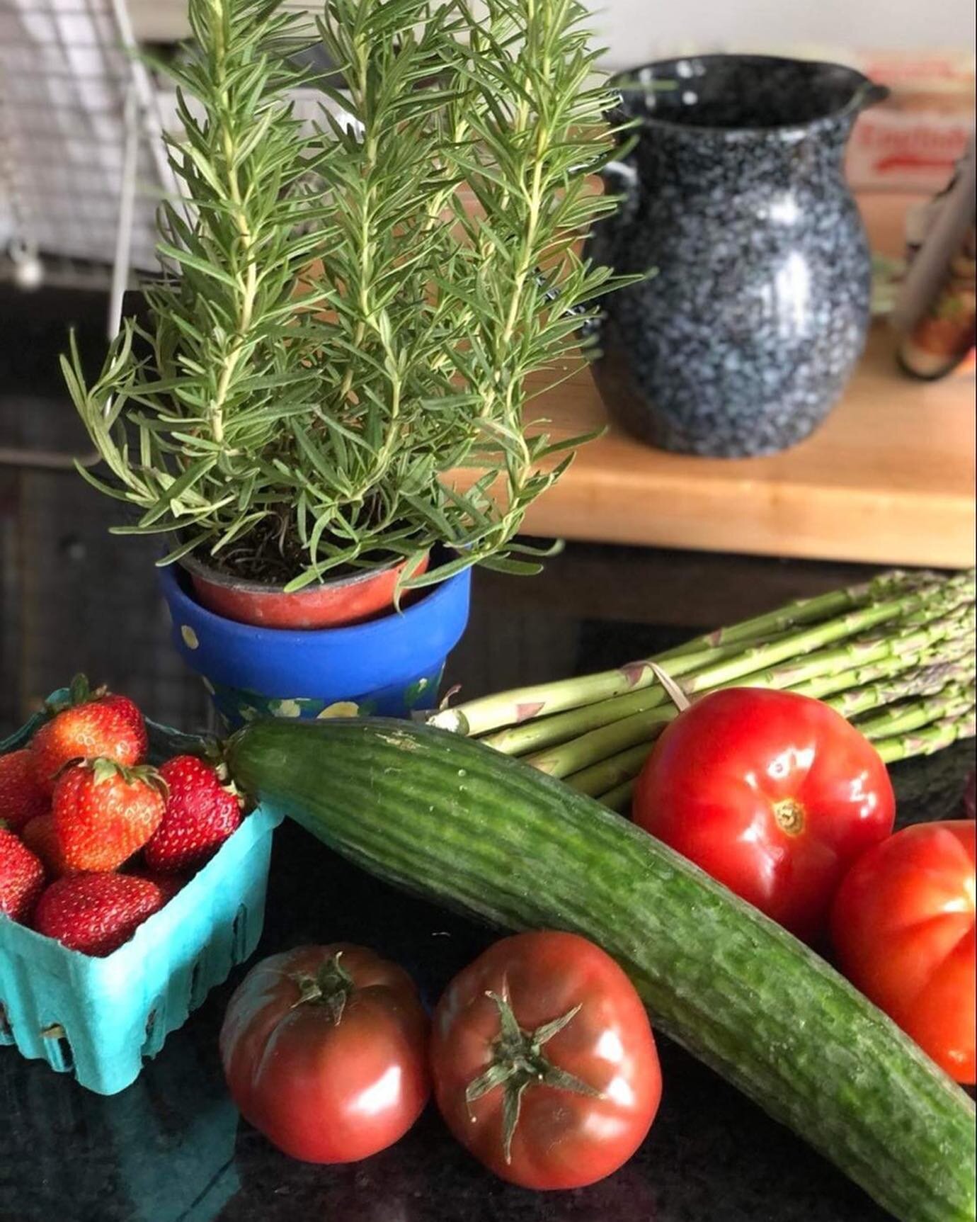 A wonderful, friend/customer came to visit our market Wednesday and took some beautiful photos at home with some of her purchases from our stand at Froehlich&rsquo;s Finest.  Thank you for sharing Michelle!❤️