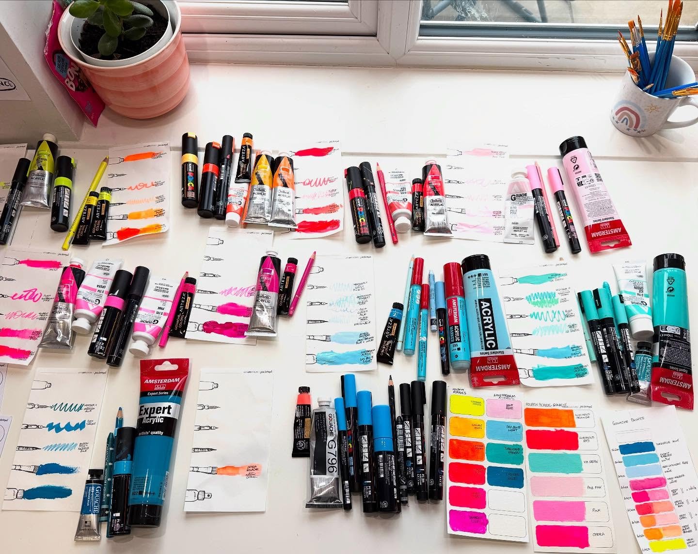 Obsessed with colour? &hellip;me? 🤪 I&rsquo;ve been organising all my art supplies, using my new Colour Catalogue from @janedavenport 

#colour #paint #posca #poscapaintpens #holbein #shinhan #artezq #carandache #neocolor2 #royaltalens #artstash #ar
