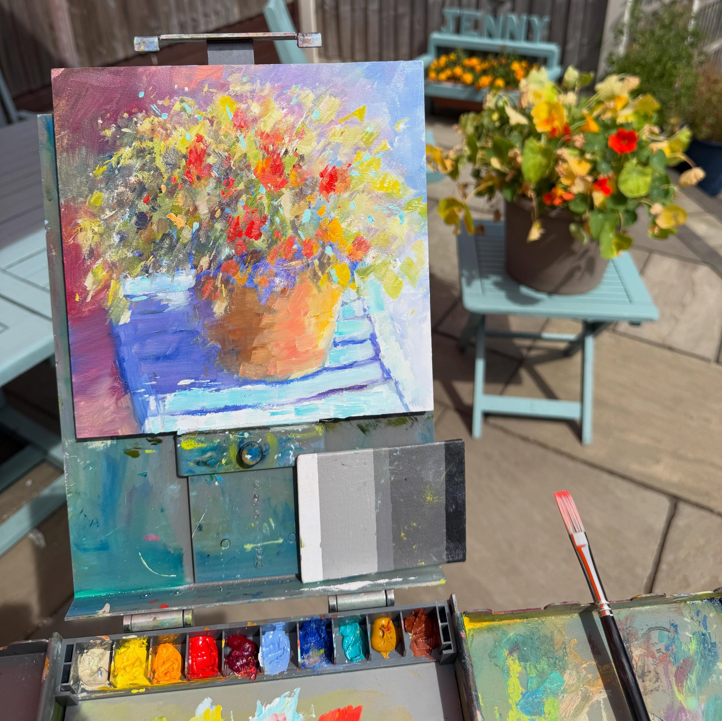 A lovely morning for a garden still life 🪴
Oil on 8 x 8" board 

#paintfromlife #pleinair #pleinairpainting #pleinairpainter #oilpainting