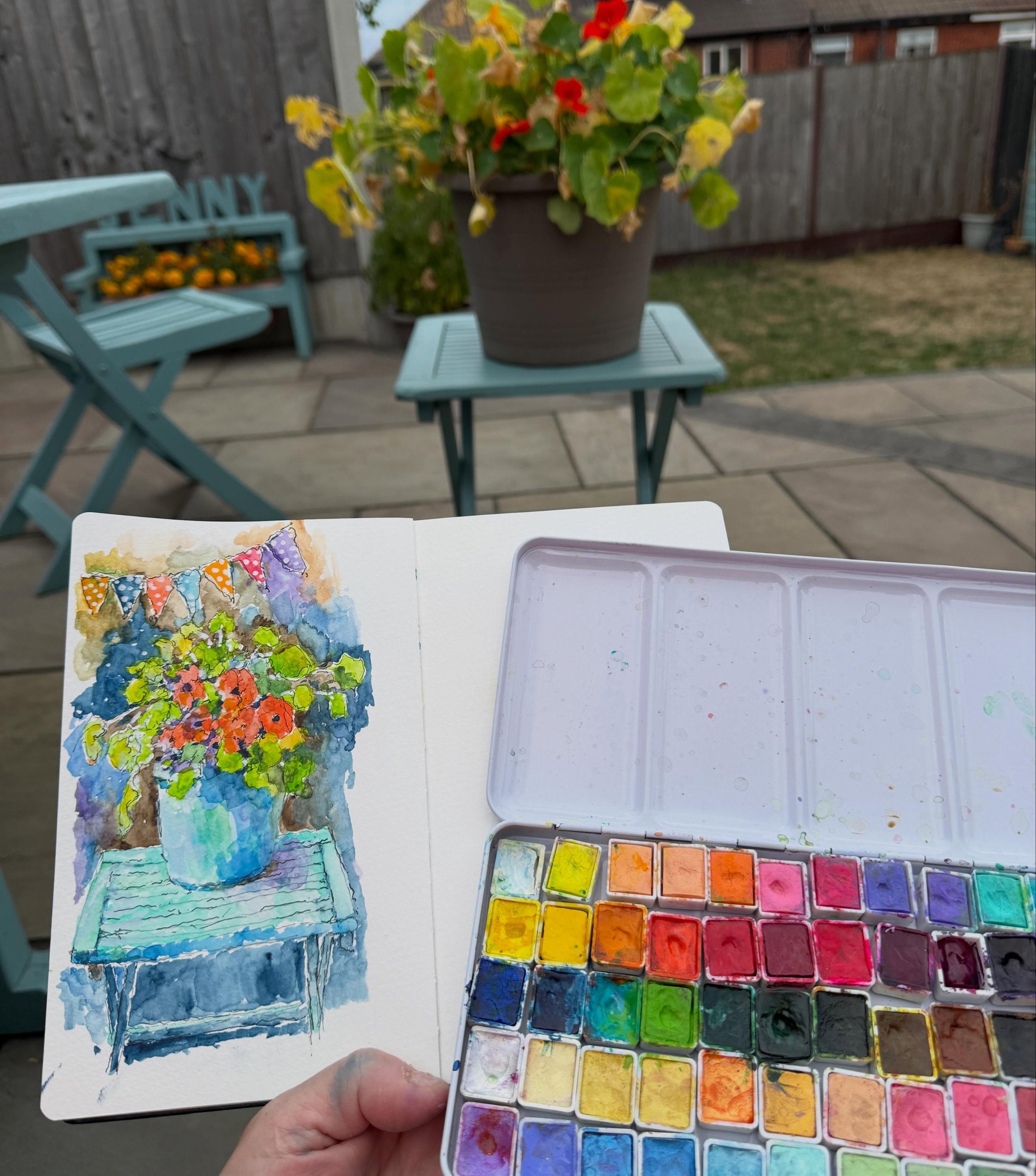 This evening I sat outside and did a watercolour sketch of the plant I painted earlier. I was so engrossed in it that I didn't realise how dark it got! 🪴🌺

#penandwashsketching #penandwatercolour #penandwaah #watercoloursketch #sketchbook