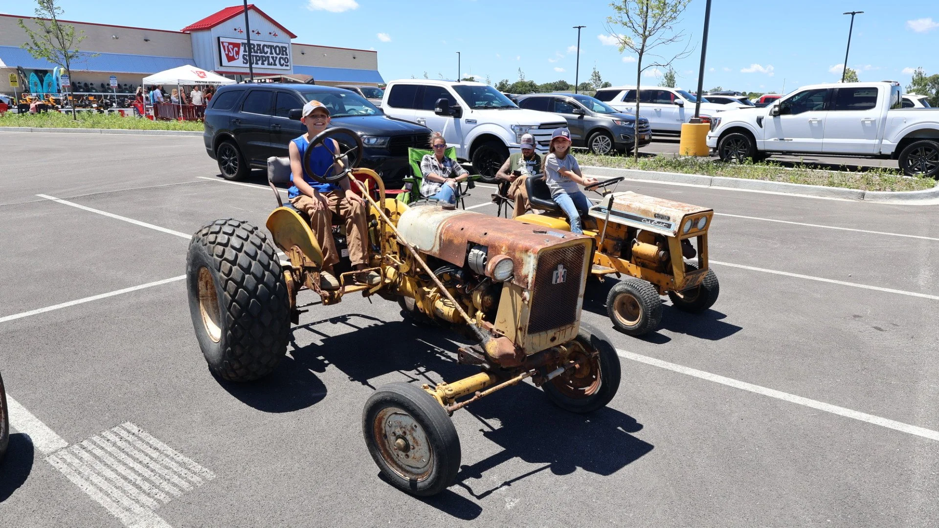 2025_TractorDiscoveryDay (59).JPG