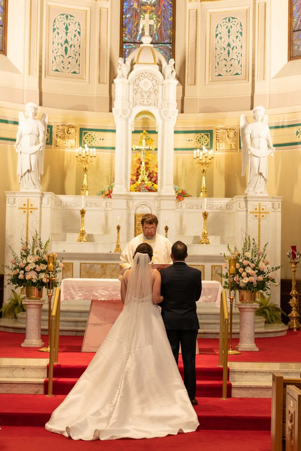 St. Joseph's Catholic Church Downtown Dayton Wedding Photos