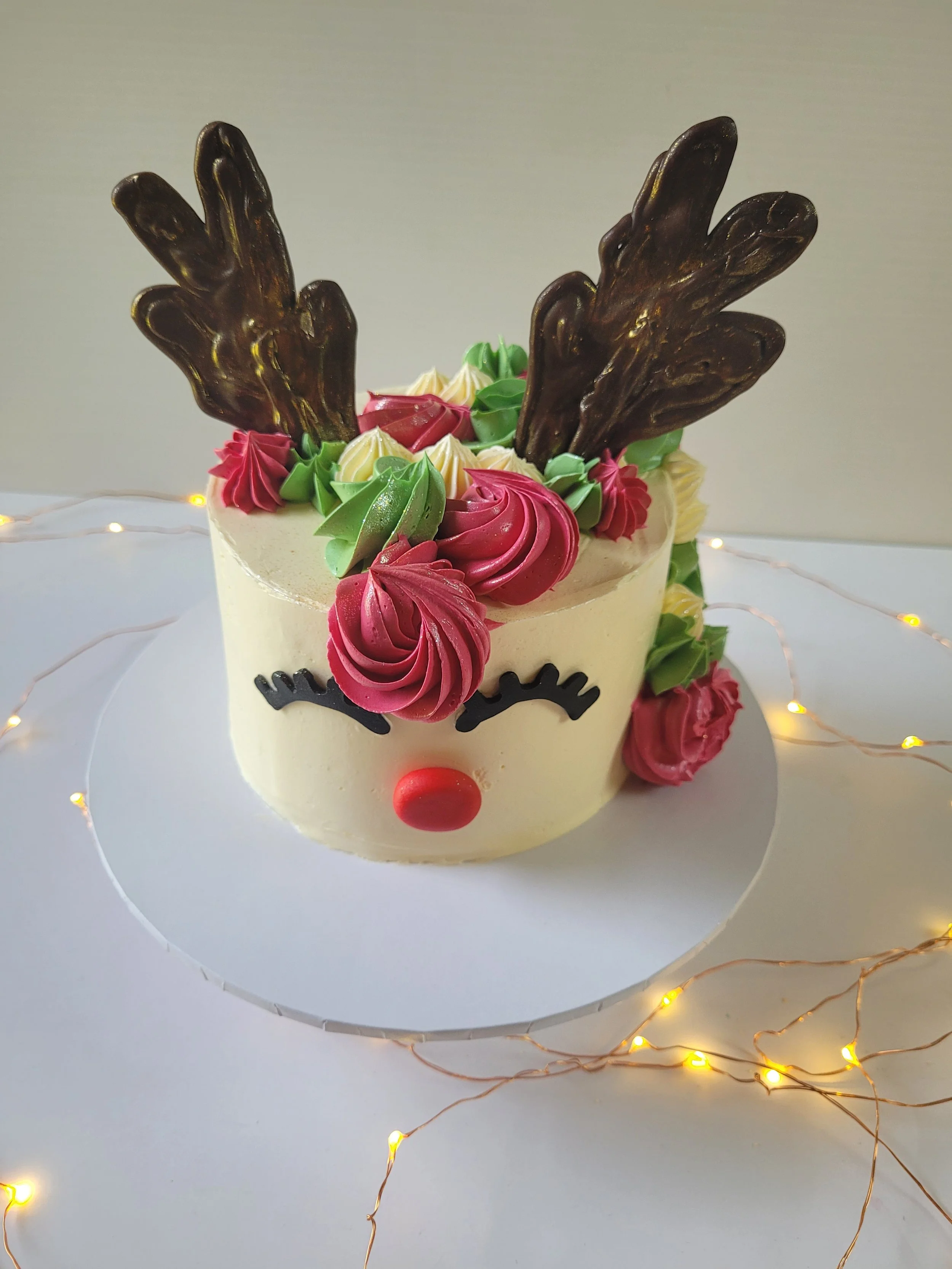 Mini Reindeer Cake