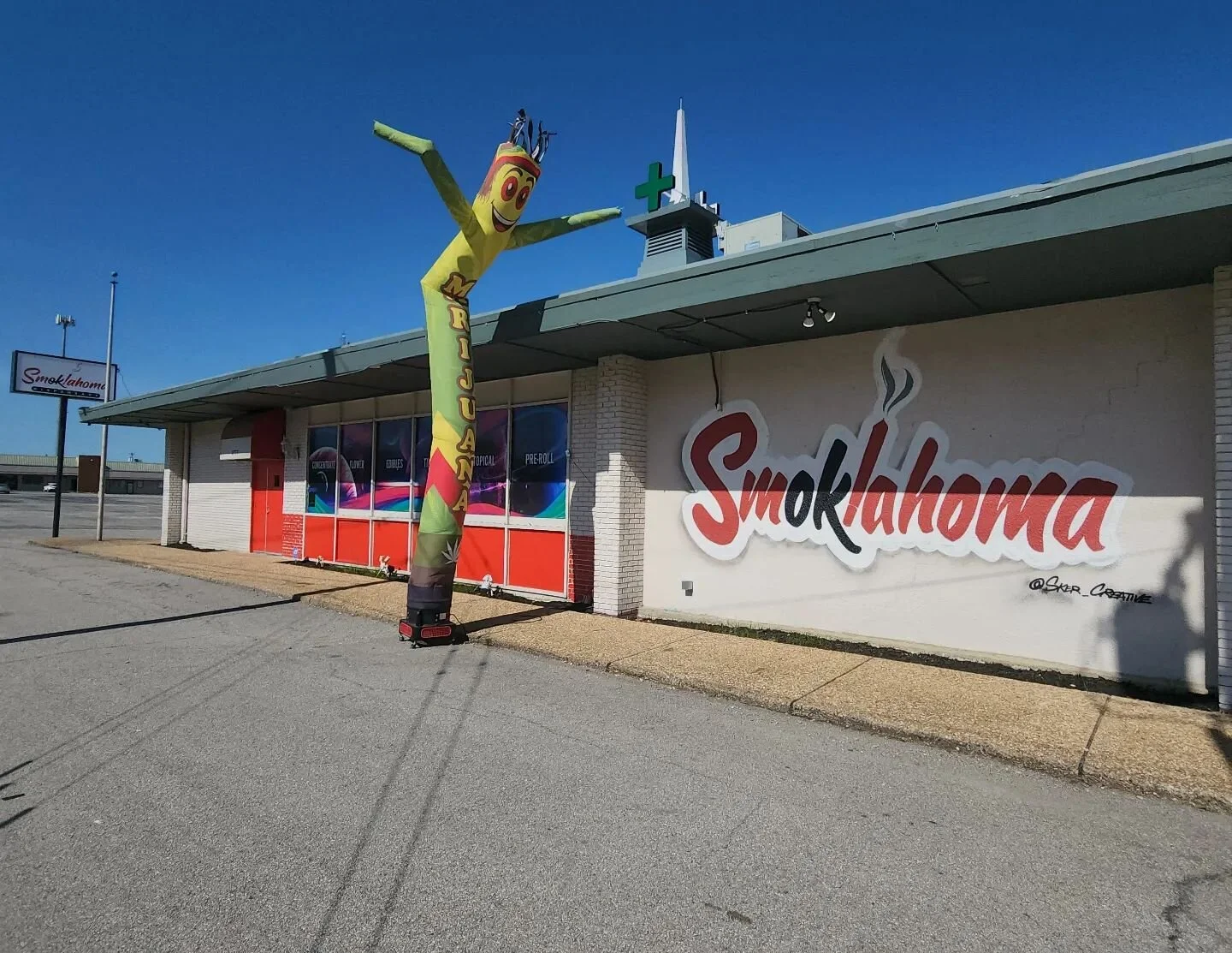 Today! Deals and specials! Vendors and more! 
As always check us out on weedmaps!
Use code &quot;PICKMEUP22&quot; and get 10% off your pickup order!

Smoklahoma Dispensary
2777 S Memorial Dr
Tulsa, Oklahoma 74129

https://www.weedmaps.com/dispensarie
