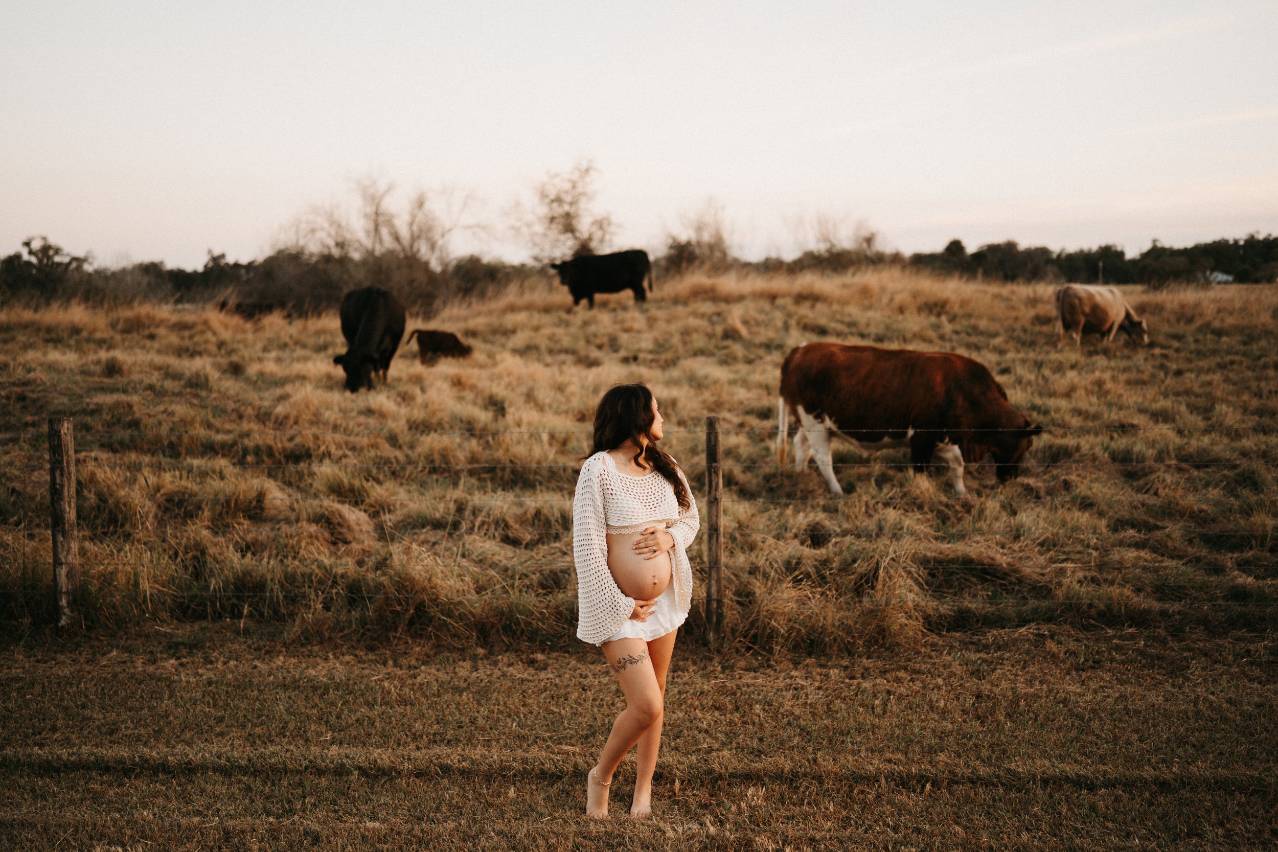 Open-Field-Maternity-Photoshoot-Labelle-Florida-Norma-Garcia-Photography-Ava-246.jpg