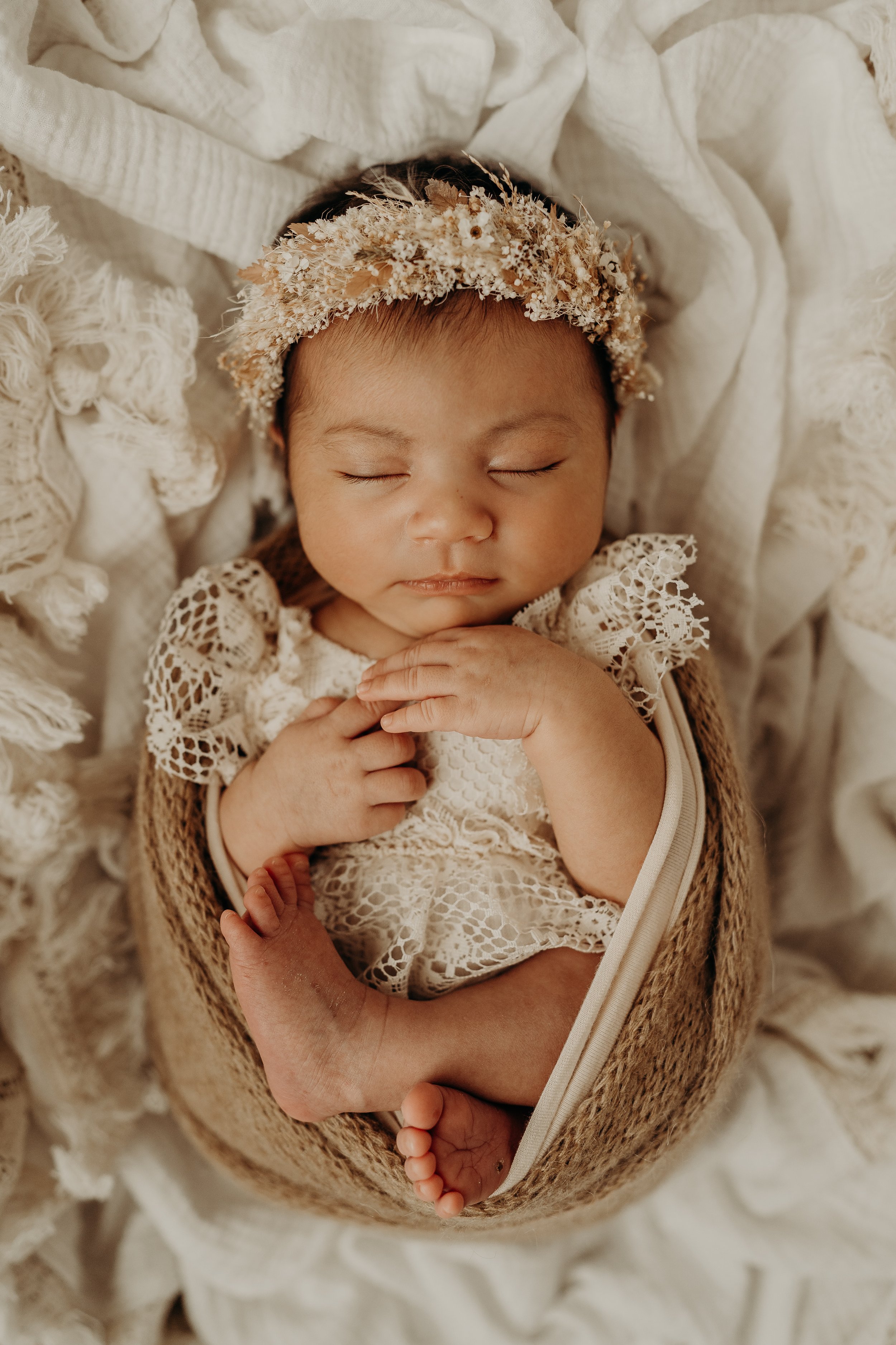 Newborn-Family-Photoshoot-Studio-Fort-Myers-Florida-Norma-Garcia-Photography-2024-Baby-Adilae-8.jpg