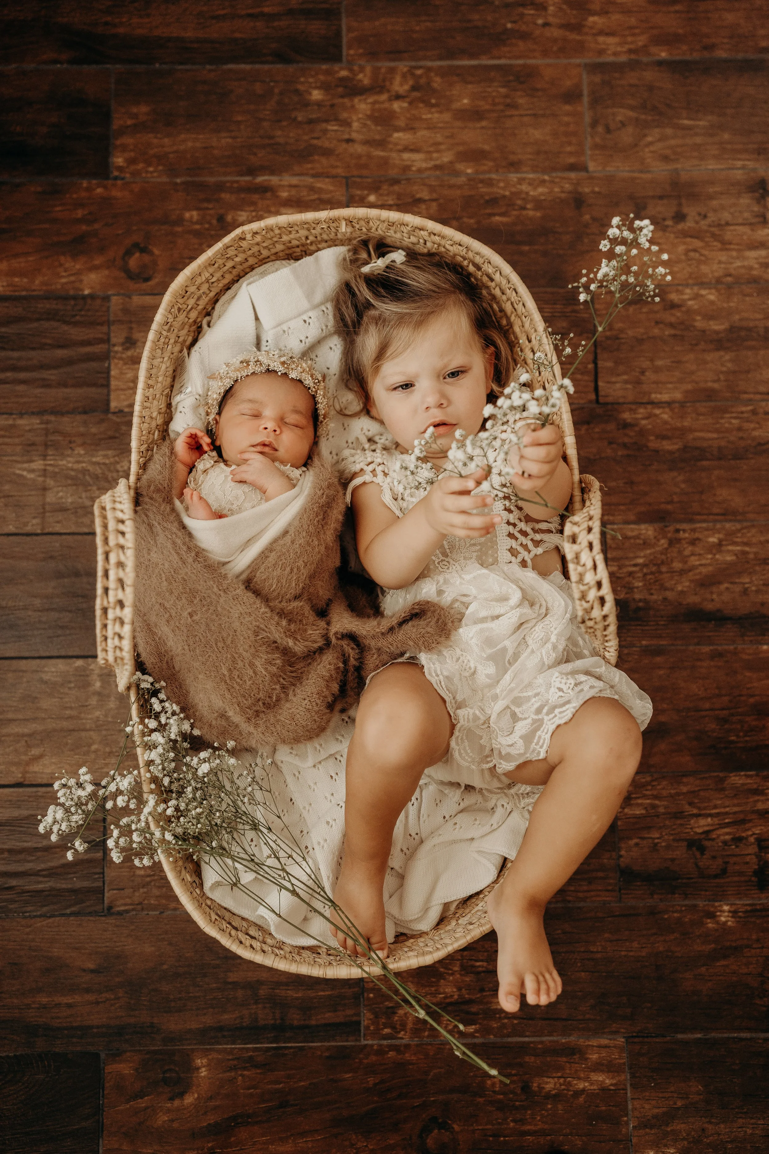 Newborn-Photoshoot-Studio-Fort-Myers-Florida-Norma-Garcia-Photography-2024-Micah+Family-33.jpg