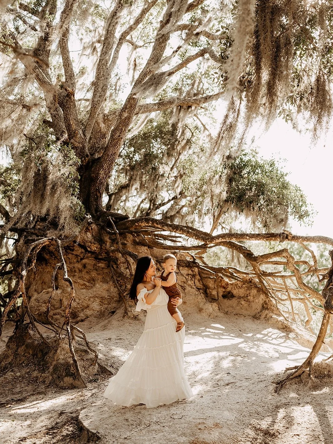 a year ago feeling so enchanted like we were the only ones on this earth 🤎🌳🌿🪾🍃

the smell of dirt, cool breeze, fresh air even walking felt so satisfying 🤎

love driving miles away to find peace + explore so many beautiful places &lt;3 

but ev