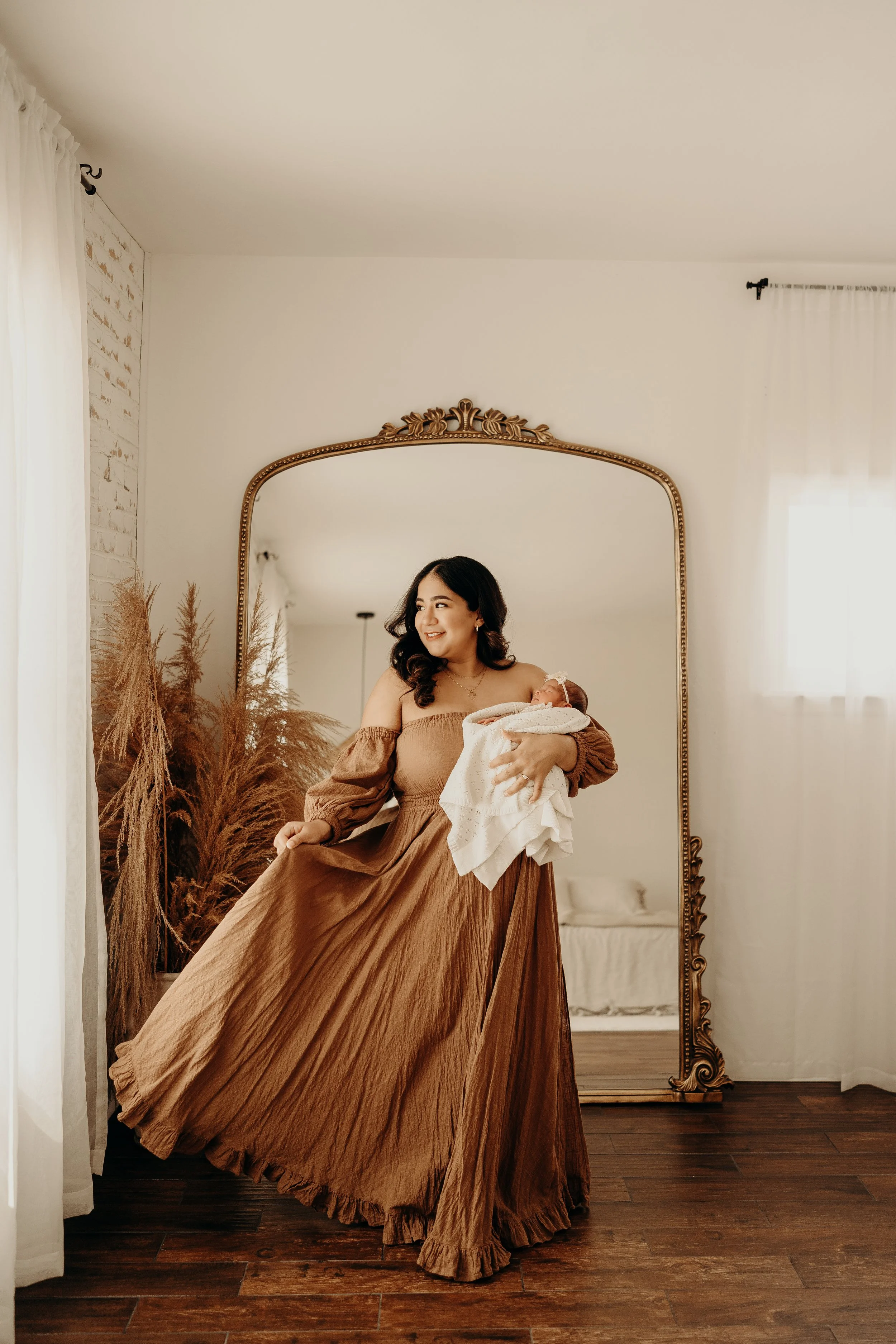 newborn-photoshoot-fort-myers-florida-studio-2024-Norma-Garcia-Photography-baby-camila-12.jpg