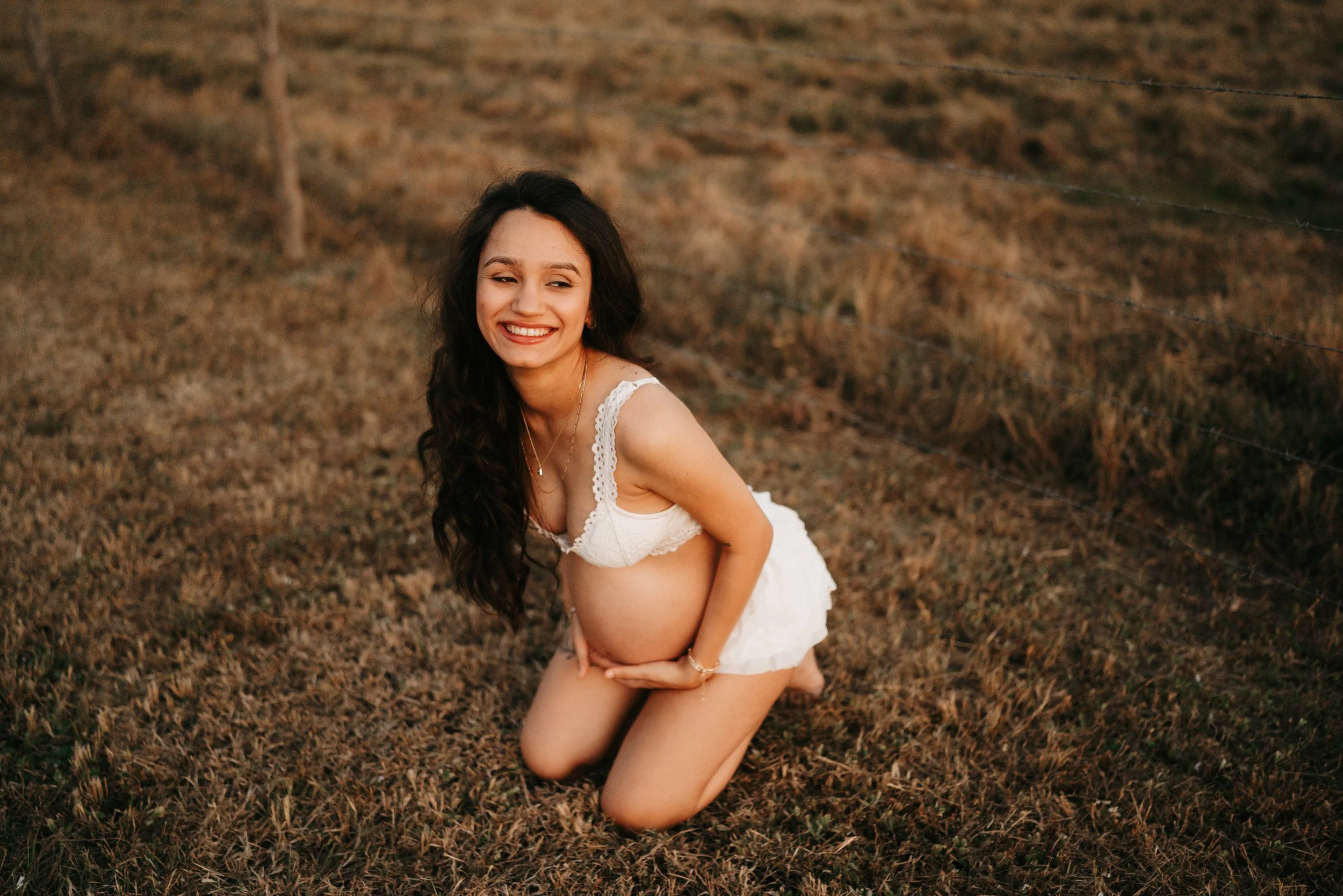 Open-Field-Maternity-Photoshoot-Labelle-Florida-Norma-Garcia-Photography-Ava-288.jpg