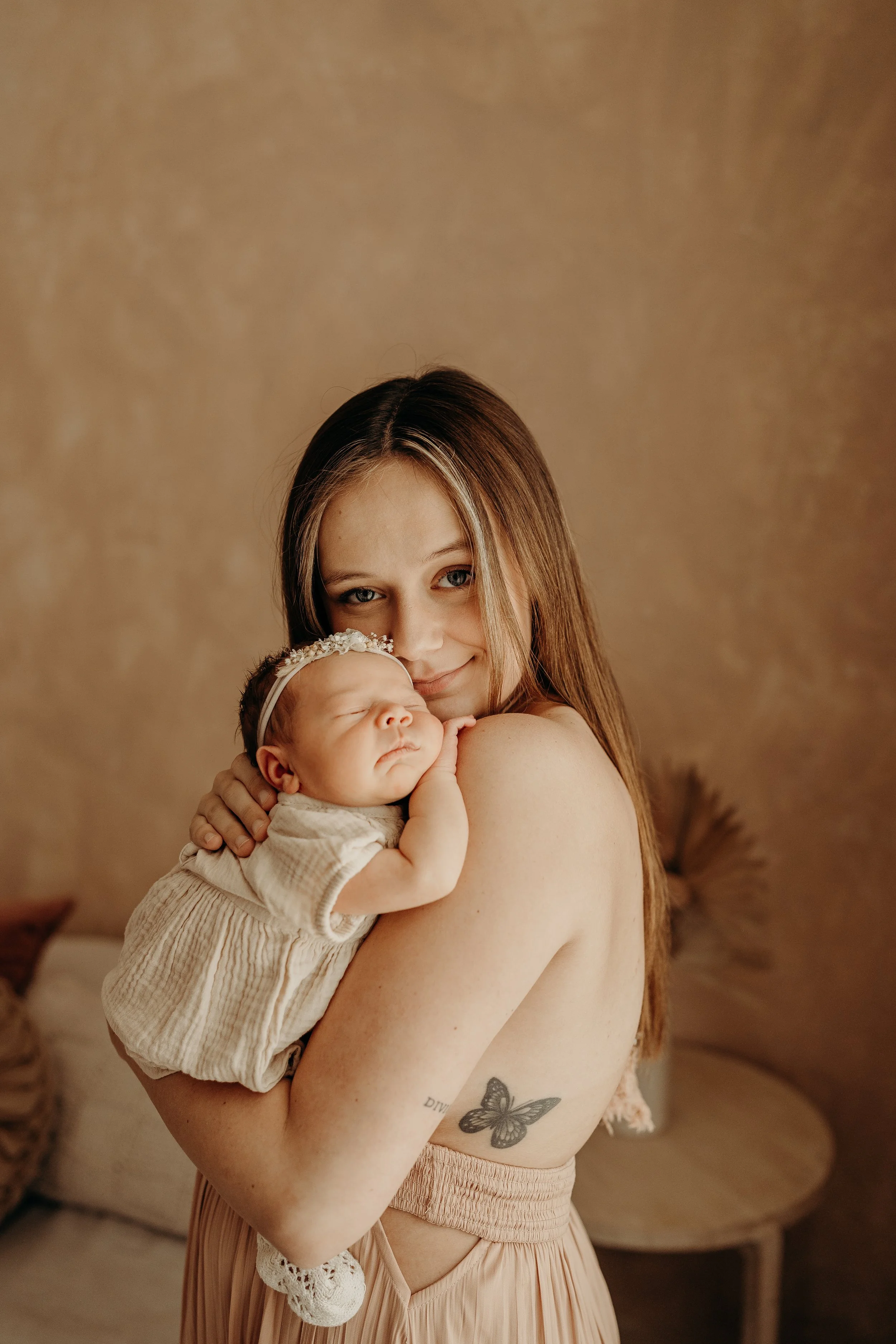 Newborn-Photo-Shoot-Studio-Fort-Myers-Florida-Norma-Garcia-Photography-Baby-Kianna+Family-64.jpg