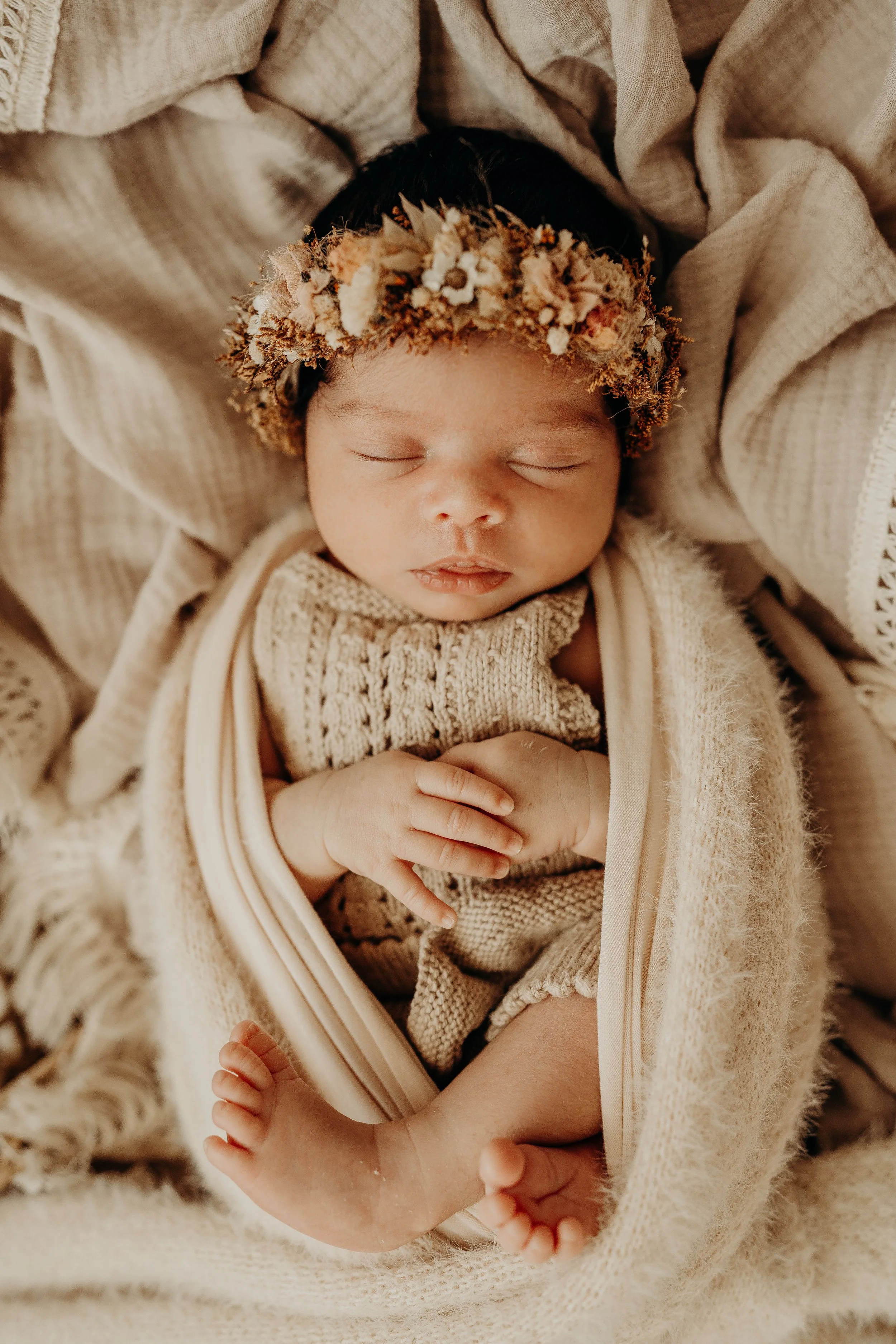 Newborn-Photoshoot-Fort-Myers-Florida-Norma-Garcia-Photography-Baby-Leia+Family-32.jpg