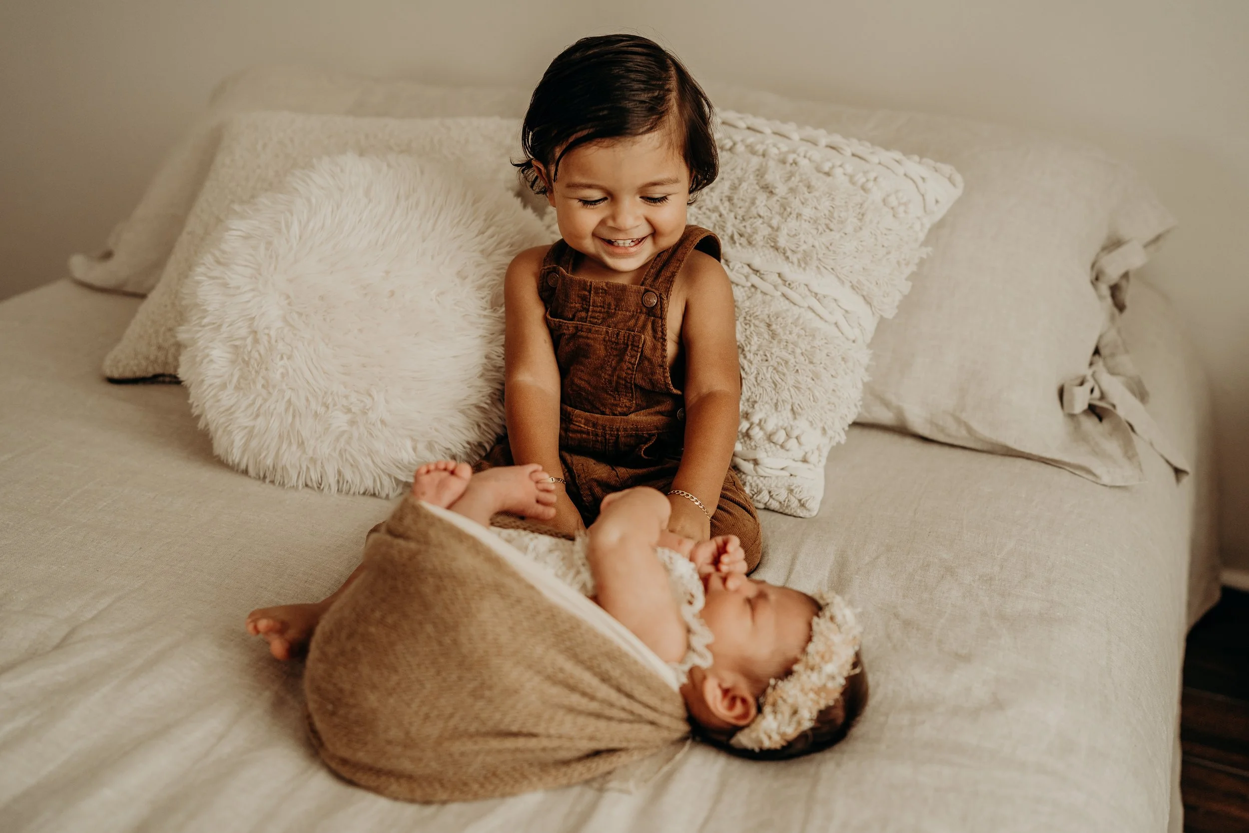 Newborn-Family-Photoshoot-Studio-Fort-Myers-Florida-Norma-Garcia-Photography-2024-Baby-Adilae-20.jpg
