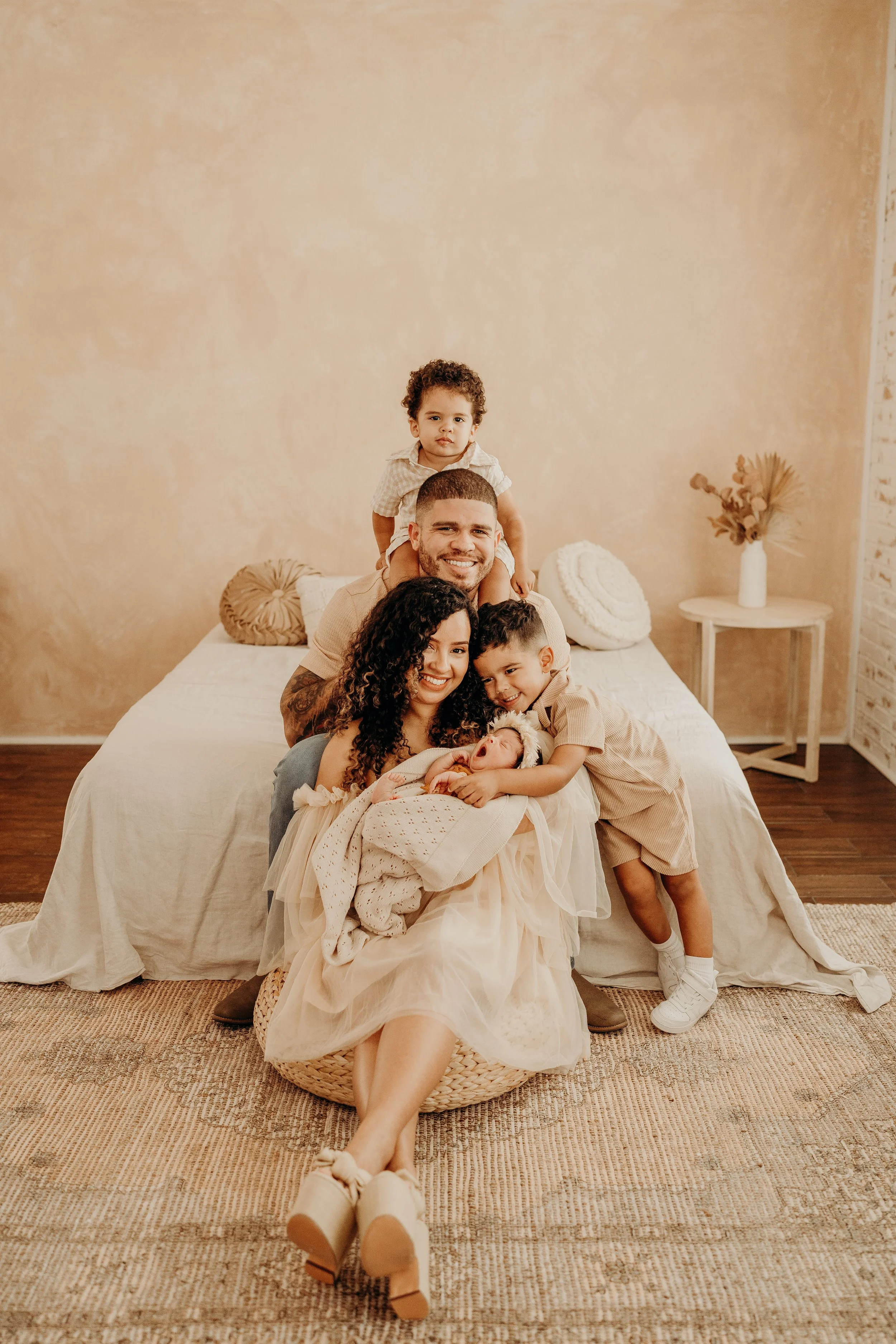 Newborn-Photoshoot-Fort-Myers-Florida-Norma-Garcia-Photography-Baby-Leia+Family-45.jpg